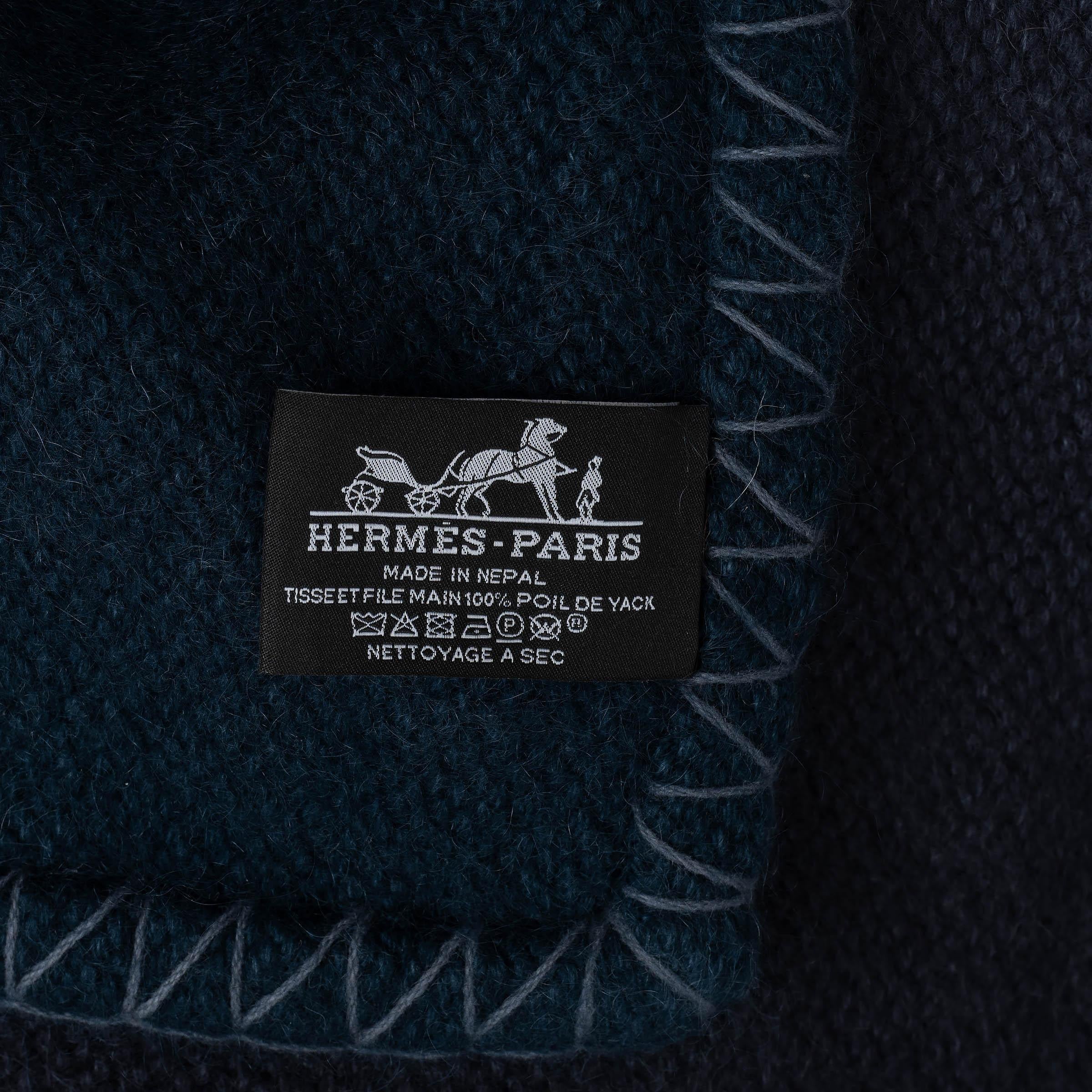 HERMES gradient anthracite wool YACK'N'DYE Throw Blanket For Sale 1