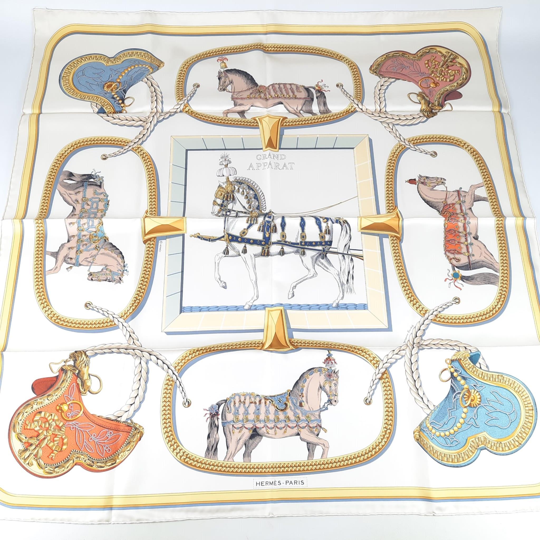 Hermes Crème / Gold / Multicolore Grand Apparat forever scarf 90 Neuf à Nicosia, CY