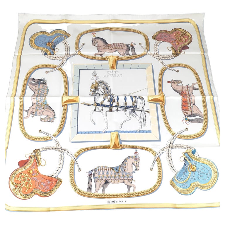 Appd Rrat Hermes Grand Apparat forever scarf 90 Crème / Gold / Multicolore Silk ...