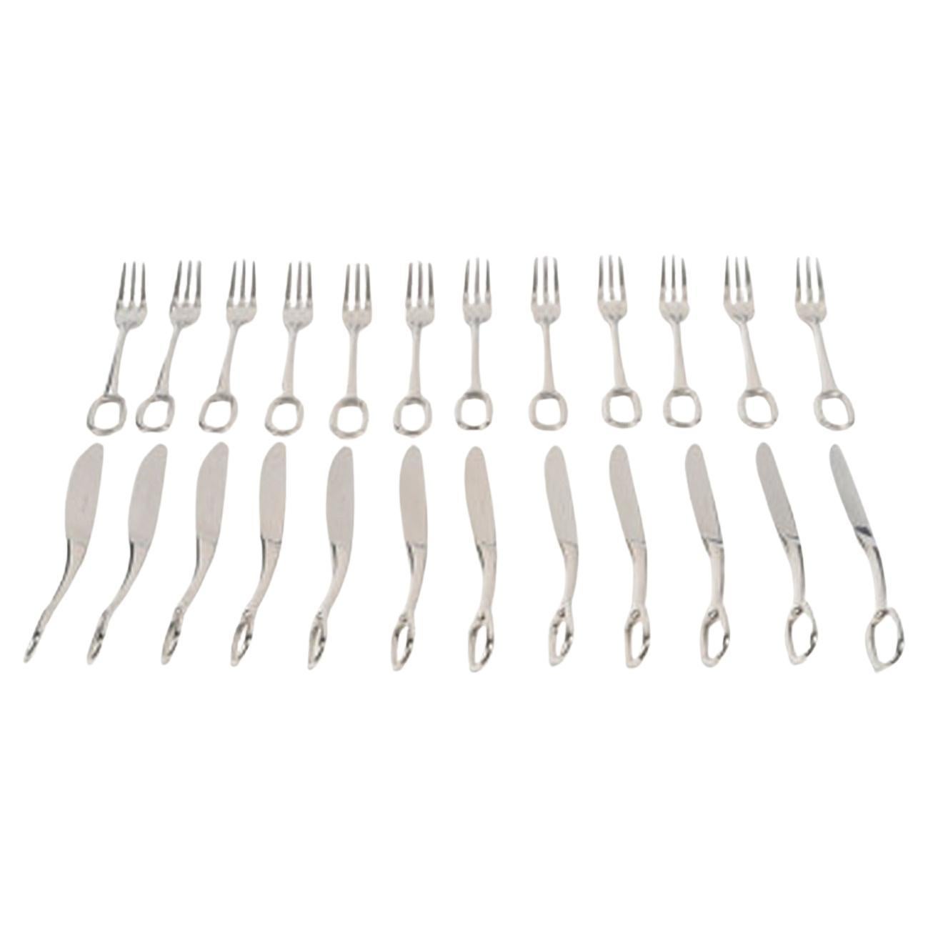 Service de table Hermes "Grand Attelage" 24 pièces en métal argenté en vente