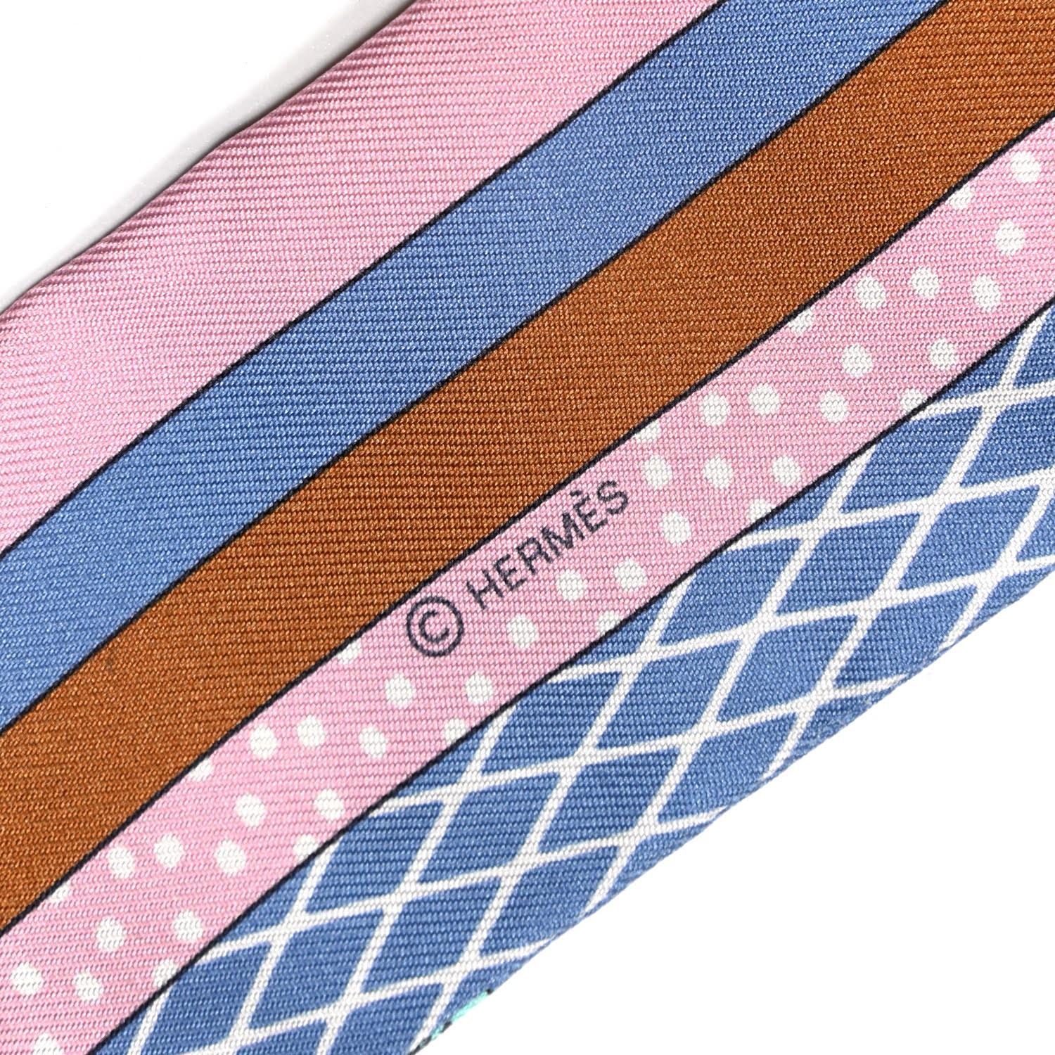 Hermes Grand Theatre Nouveau Twilly in Pink silk In Excellent Condition In Brisbane, QLD