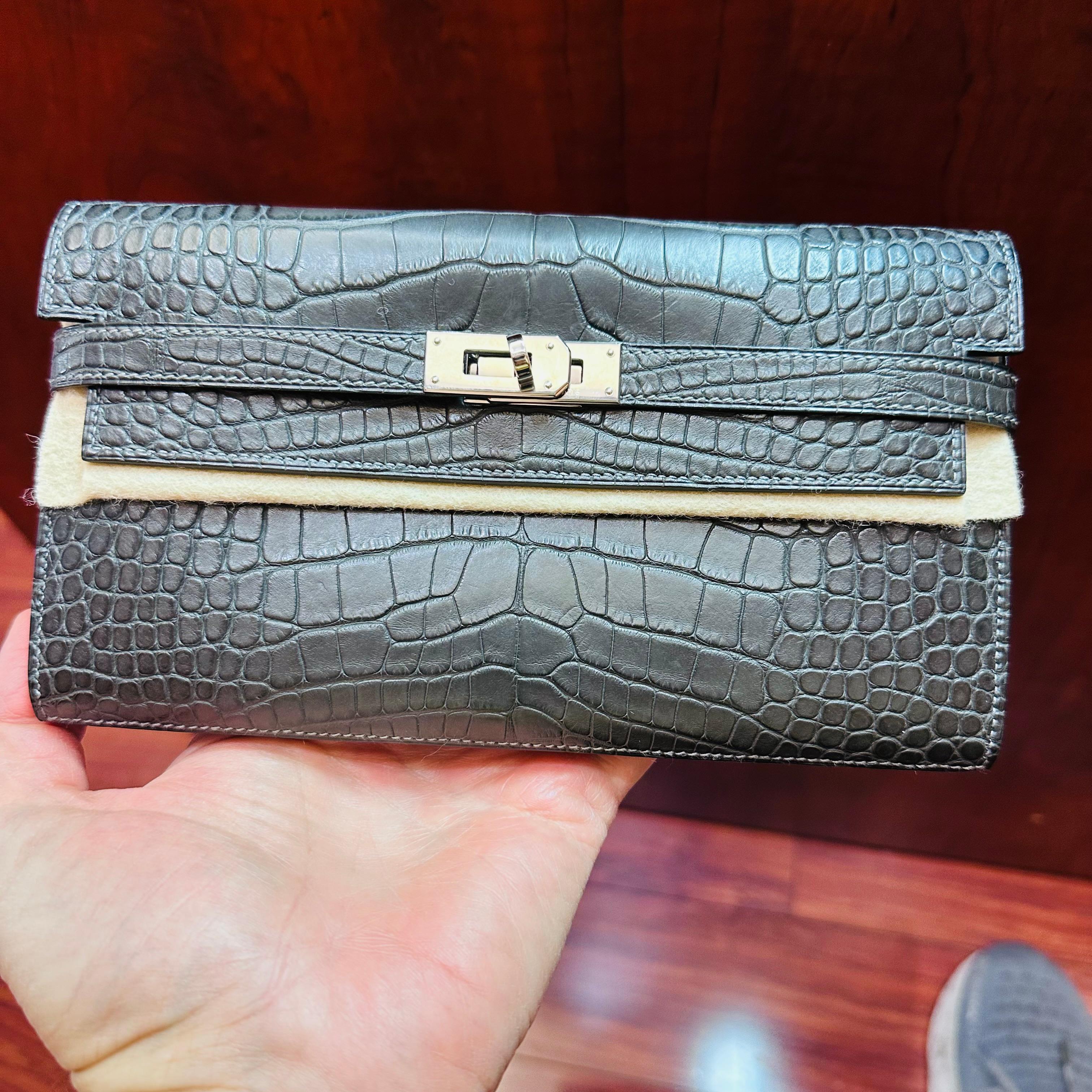 hermes alligator wallet
