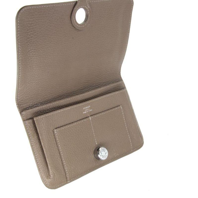 Portafoglio Hermès Grigio Elegante Togo Dogon Duo Nero In condizioni buone in vendita a Downey, CA