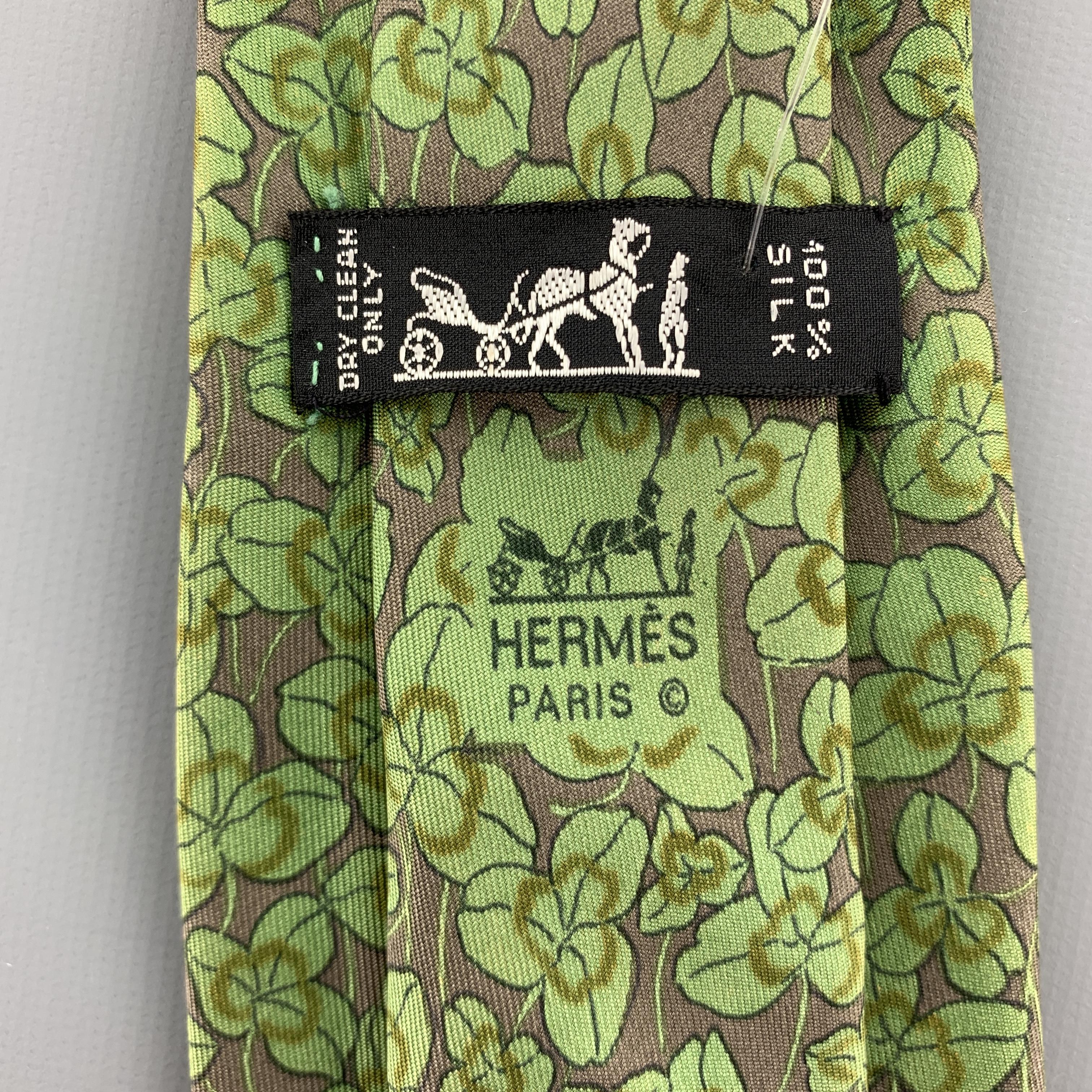 HERMES Gray & Green Leaves Print Silk Tie 7228 UA 1