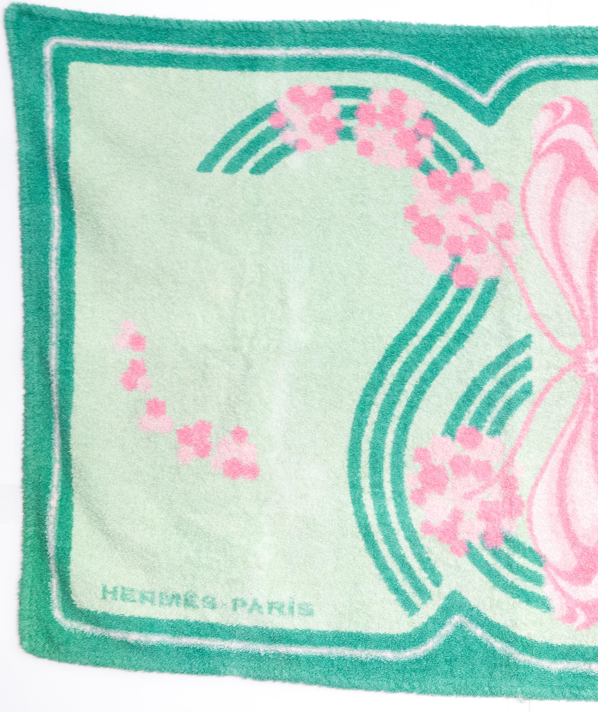 Gray Hermes Green Cotton Beach Towel SM ”Butterfly”