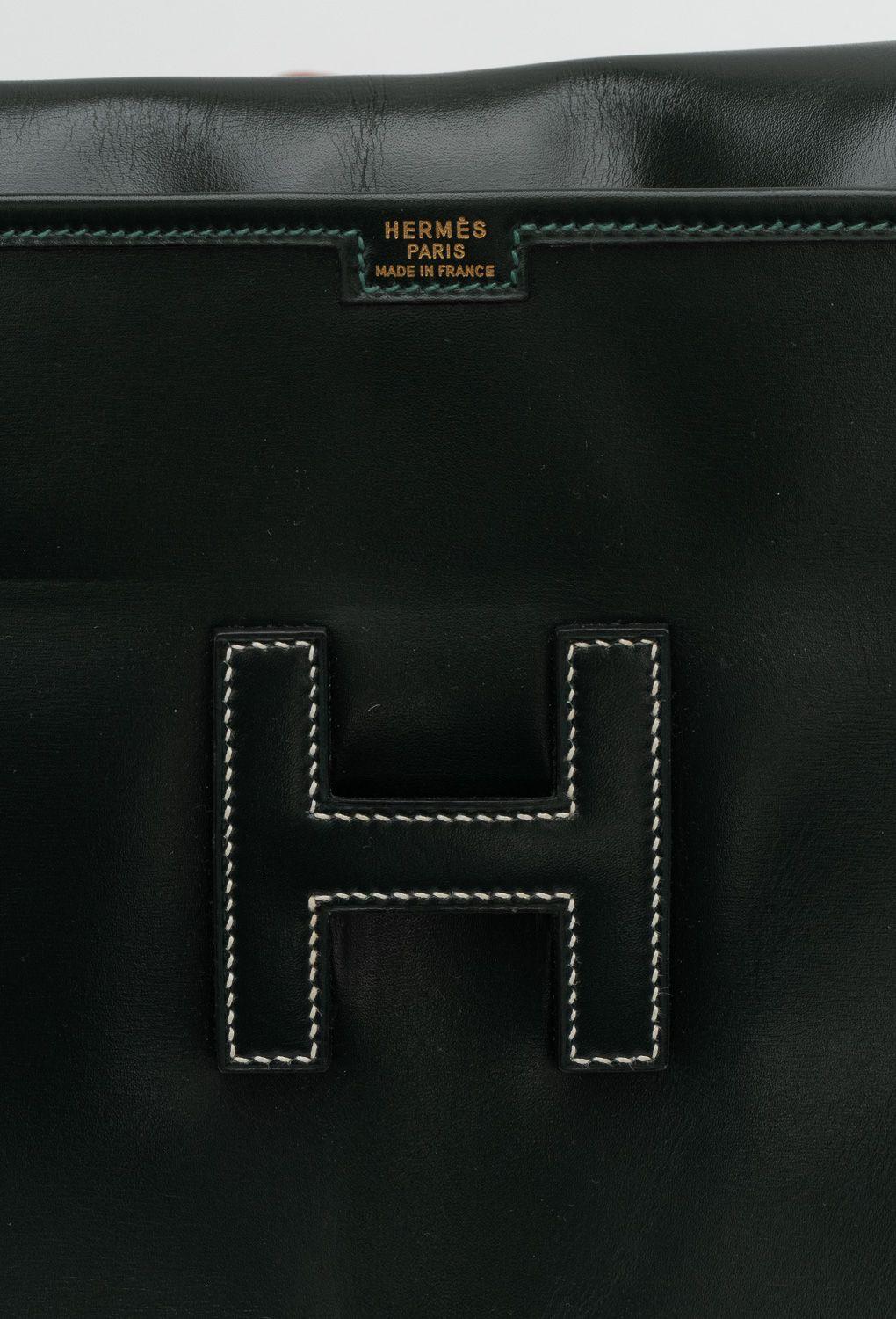 Hermès Grün Jige Clutch Box Kalb Damen im Angebot