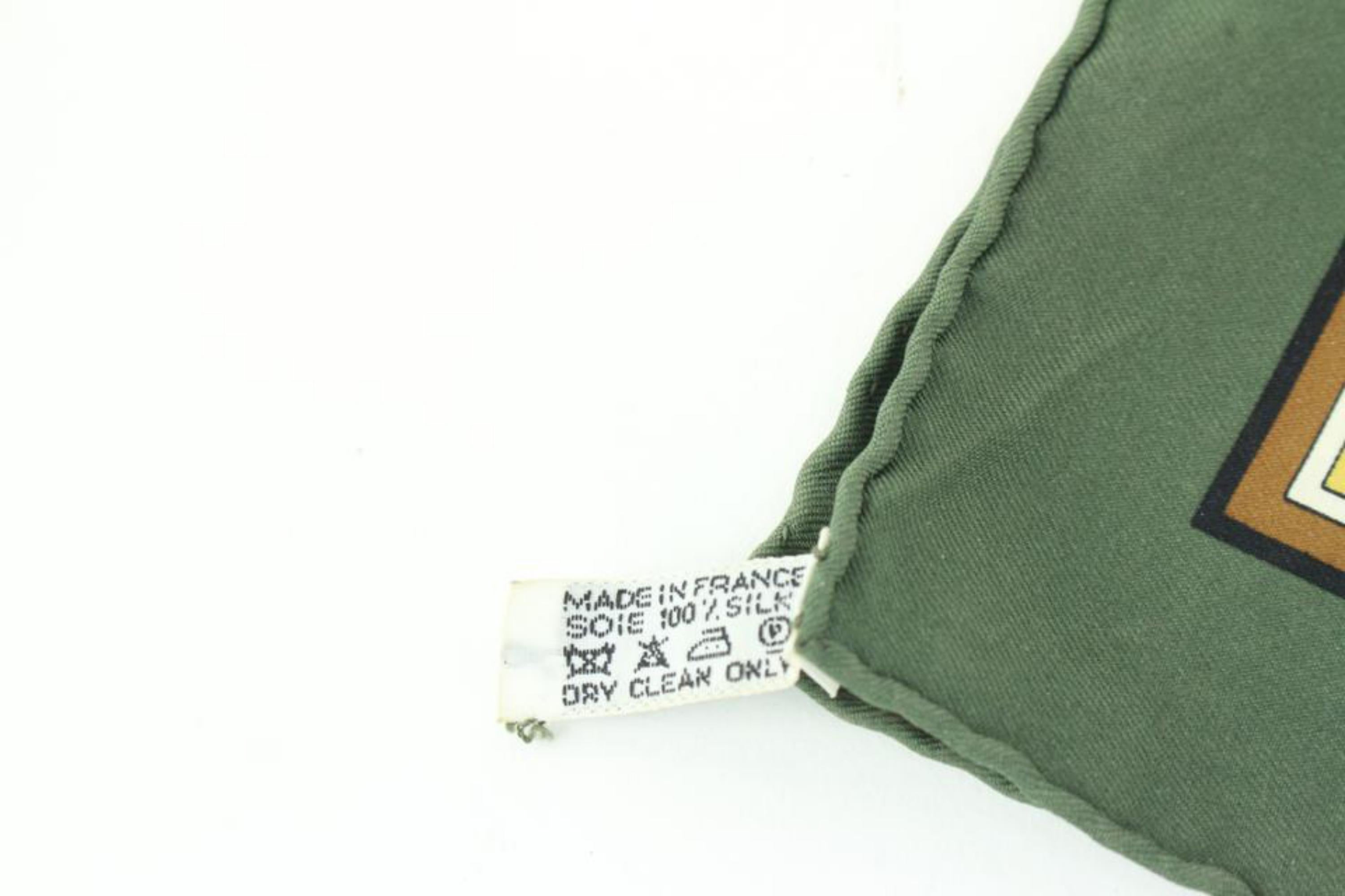 Hermès Green Man Stretch Pose Yoga Silk Scarf  48h428s For Sale 1