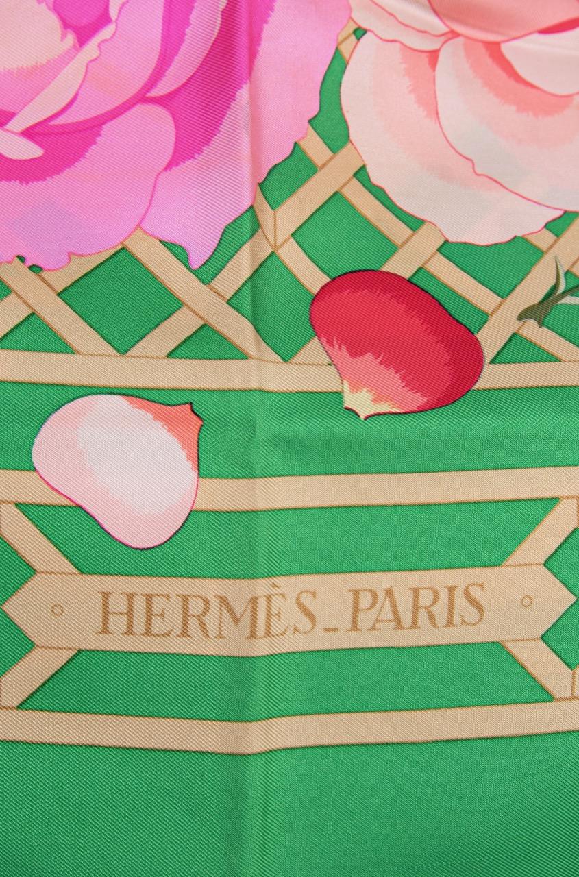 Hermès Green Pinks Blue ROSERAIE 90 cm Silk Scarf Christiane Vauzelles 1990 3
