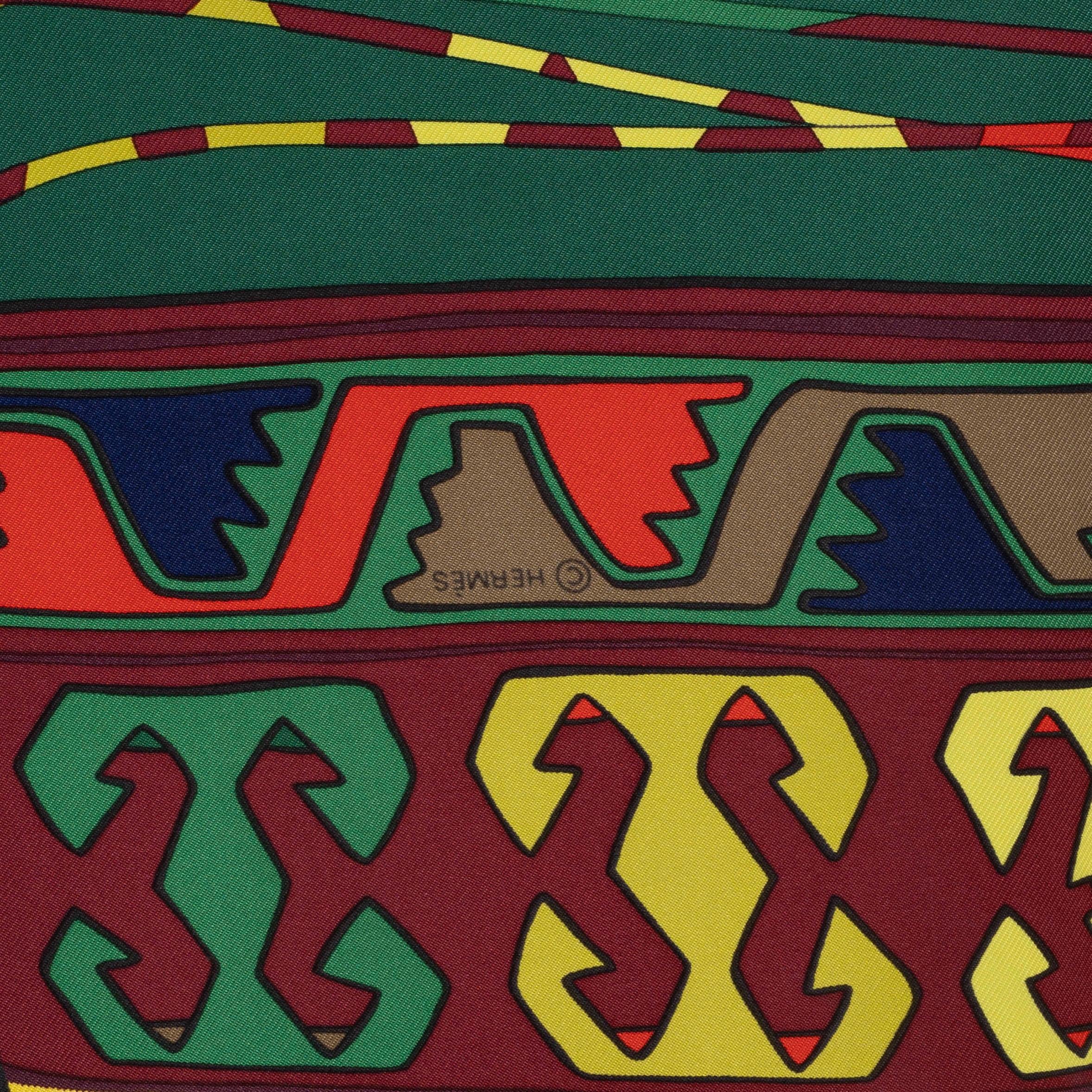 HERMES green purple silk KILIM 90 TWILL Scarf In Excellent Condition For Sale In Zürich, CH