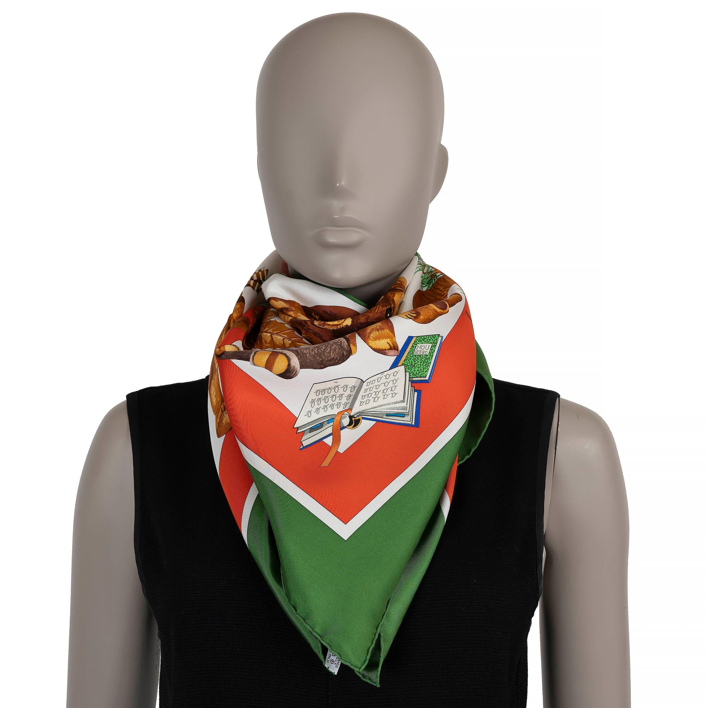 HERMES green silk CONFIDENTS DES COEURS 90 TWILL Scarf Vert Blanc Rouge 1