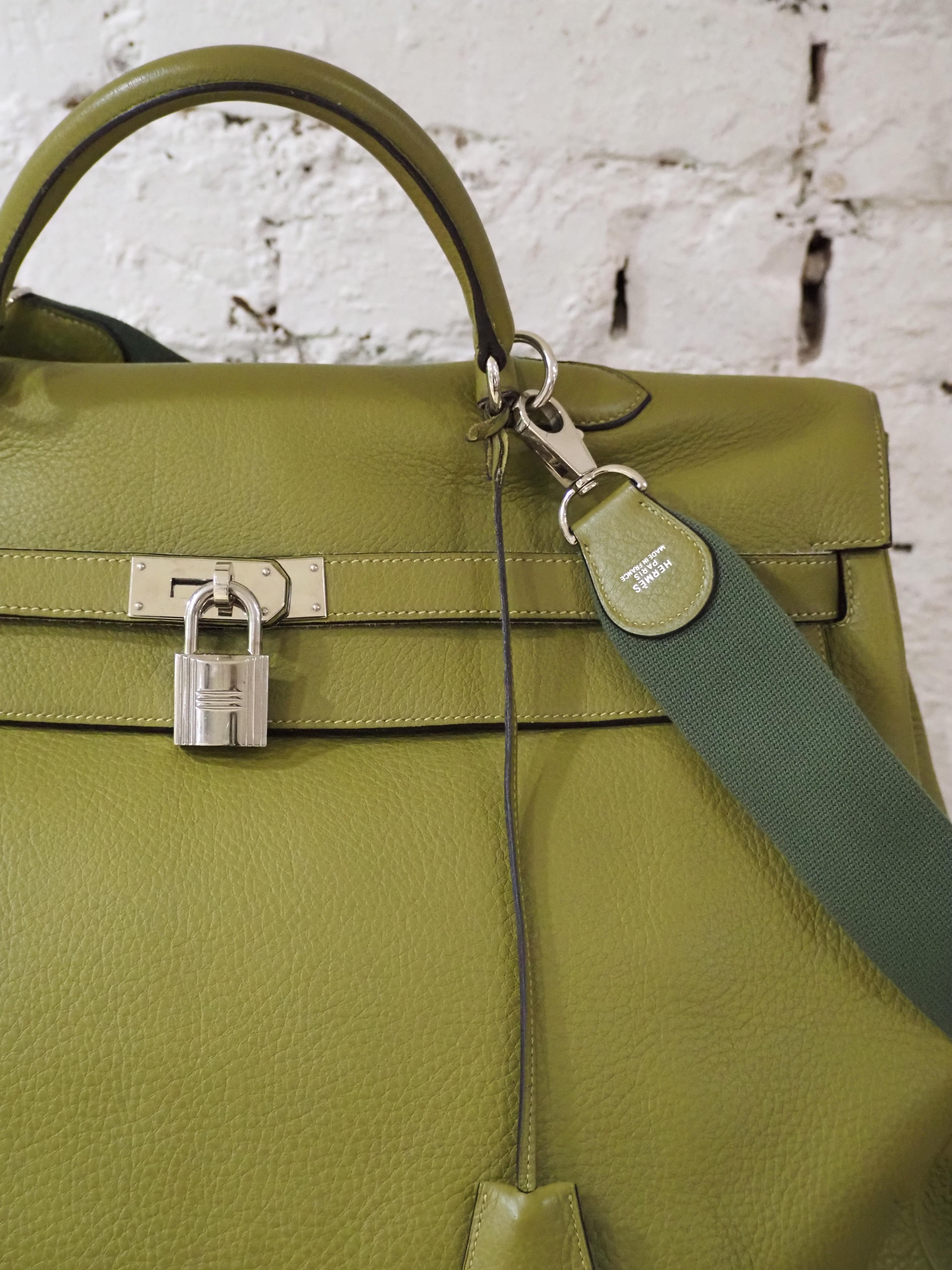 Women's or Men's Hermès green travel bag kelly 50  