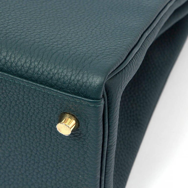 HERMES green Vert Cypress leather and crocodile KELLY 28 TOUCH Bag w Gold  For Sale at 1stDibs