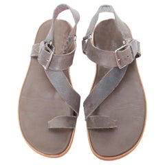 Hermès grey distressed leather toe ring strappy flat sandals EU43