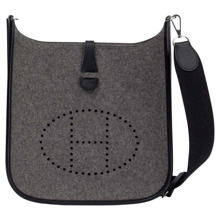 HERMES grey Gris Moyen Feature and Black Swift EVELYNE 29 PM Crossbody Bag  at 1stDibs