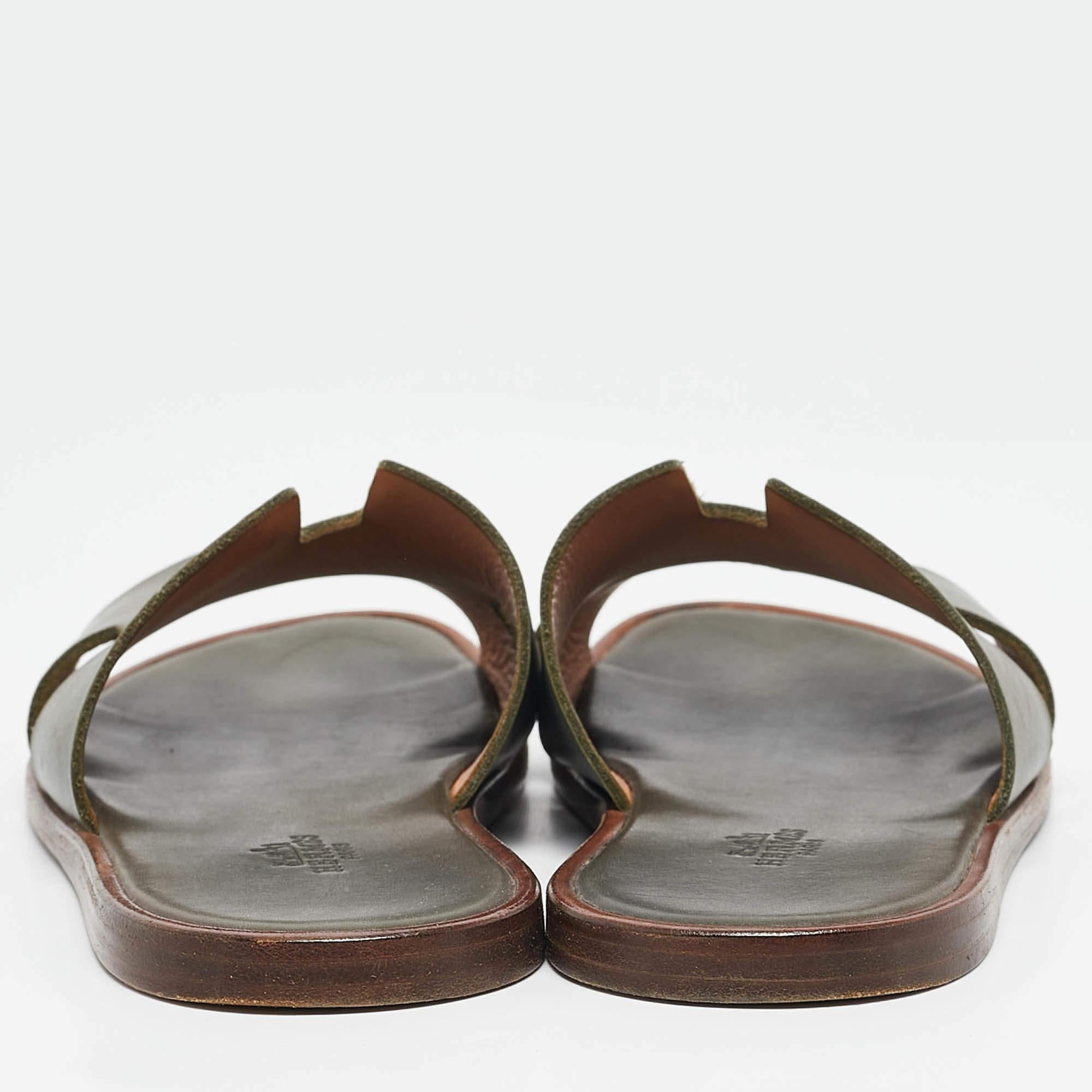 Women's Hermes Grey Leather Izmir Flat Sandals Size 40