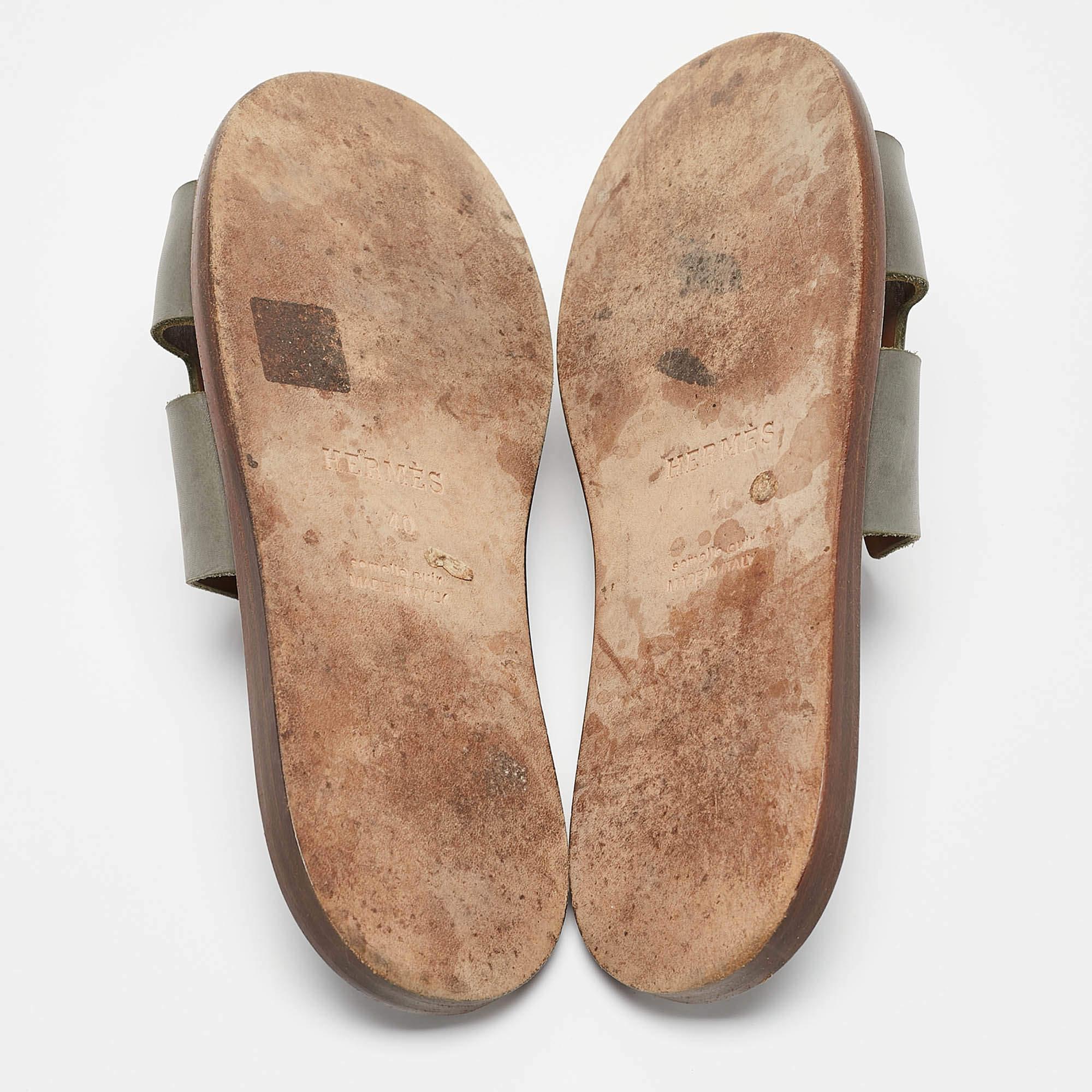 Hermes Grey Leather Izmir Flat Sandals Size 40 1