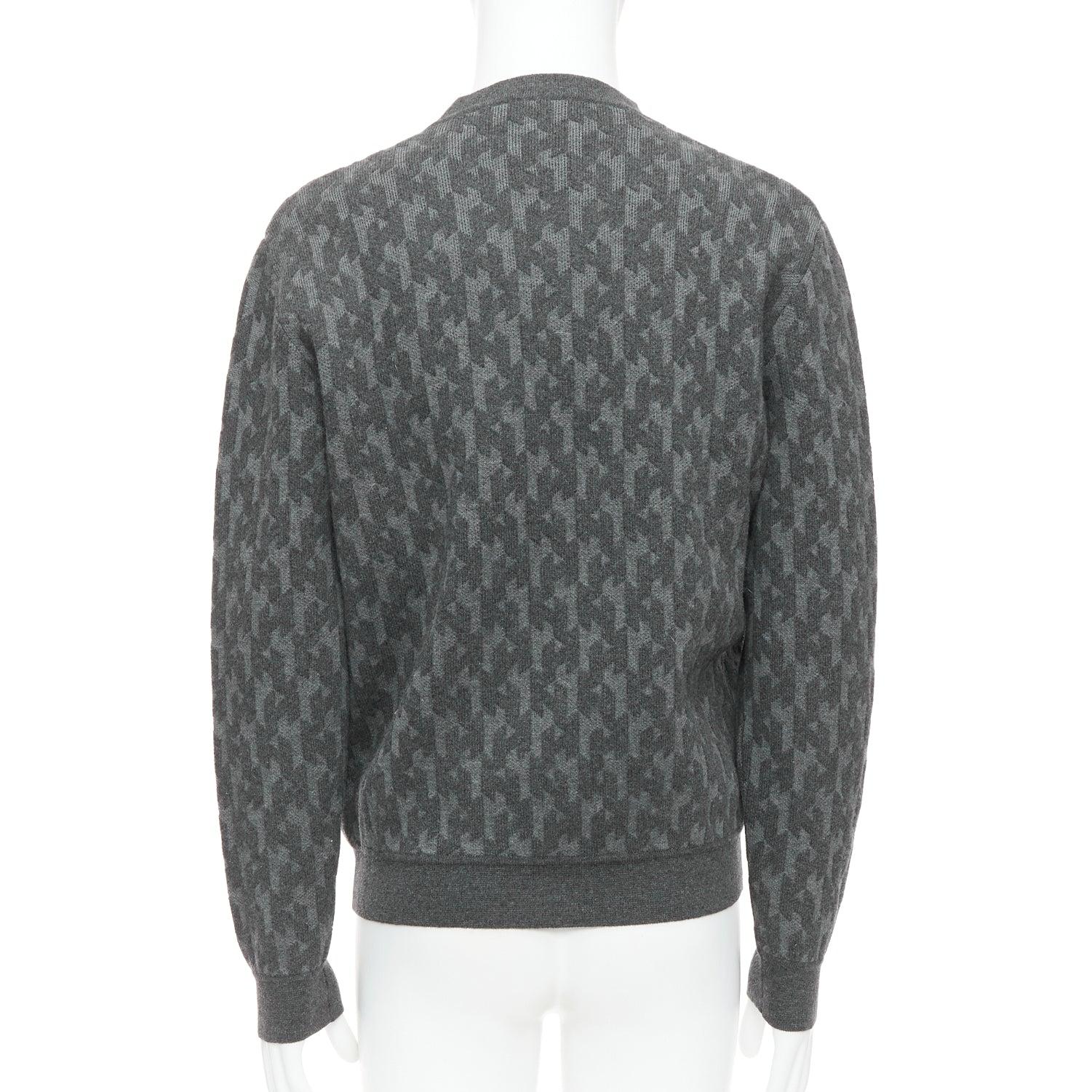 Pull HERMES gris en laine mérinos et cachemire H monogramme intarsia L Pour hommes en vente