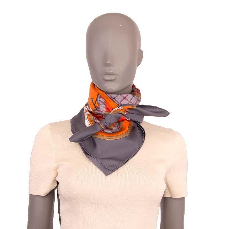 Grau-orangefarbener CAMAILS 90 Seidenköper-Schal von Hermes für Damen oder Herren im Angebot