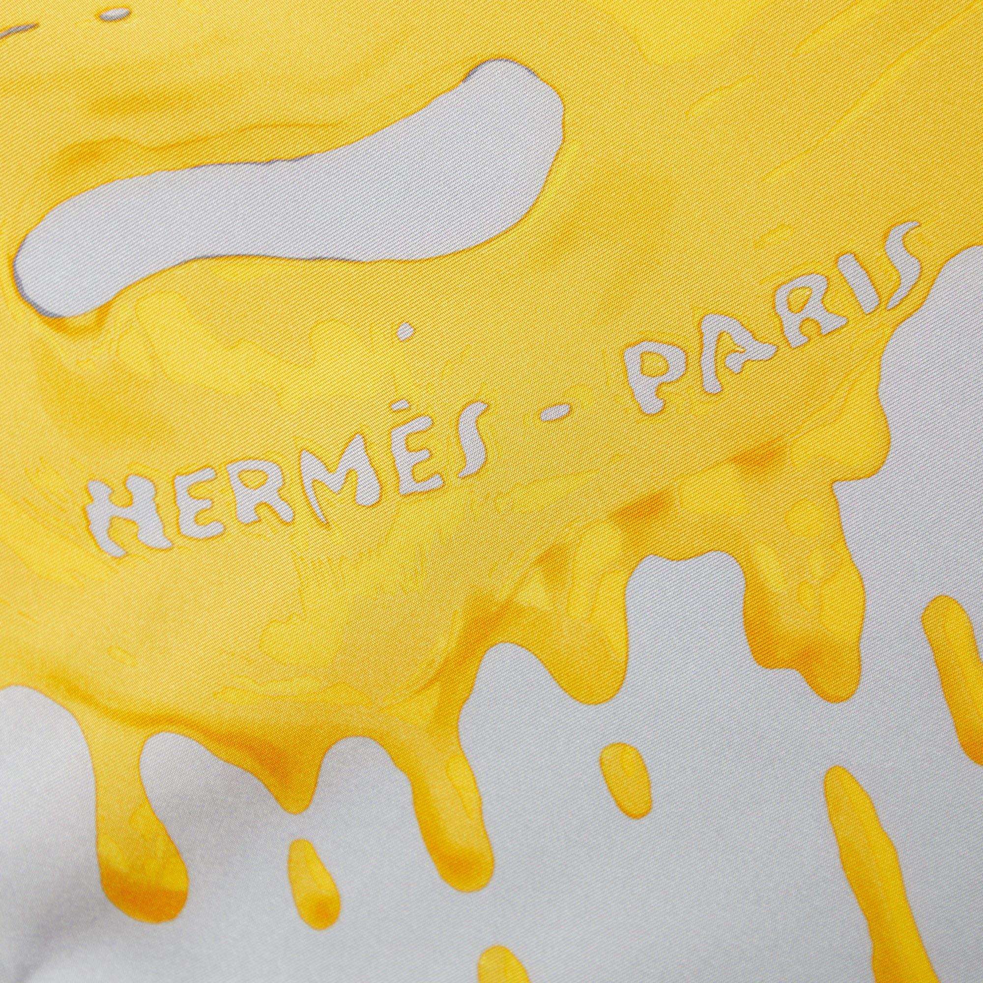 Hermès Grey & Yellow Peinture Fraiche Printed Silk Square Scarf In Good Condition In Dubai, Al Qouz 2