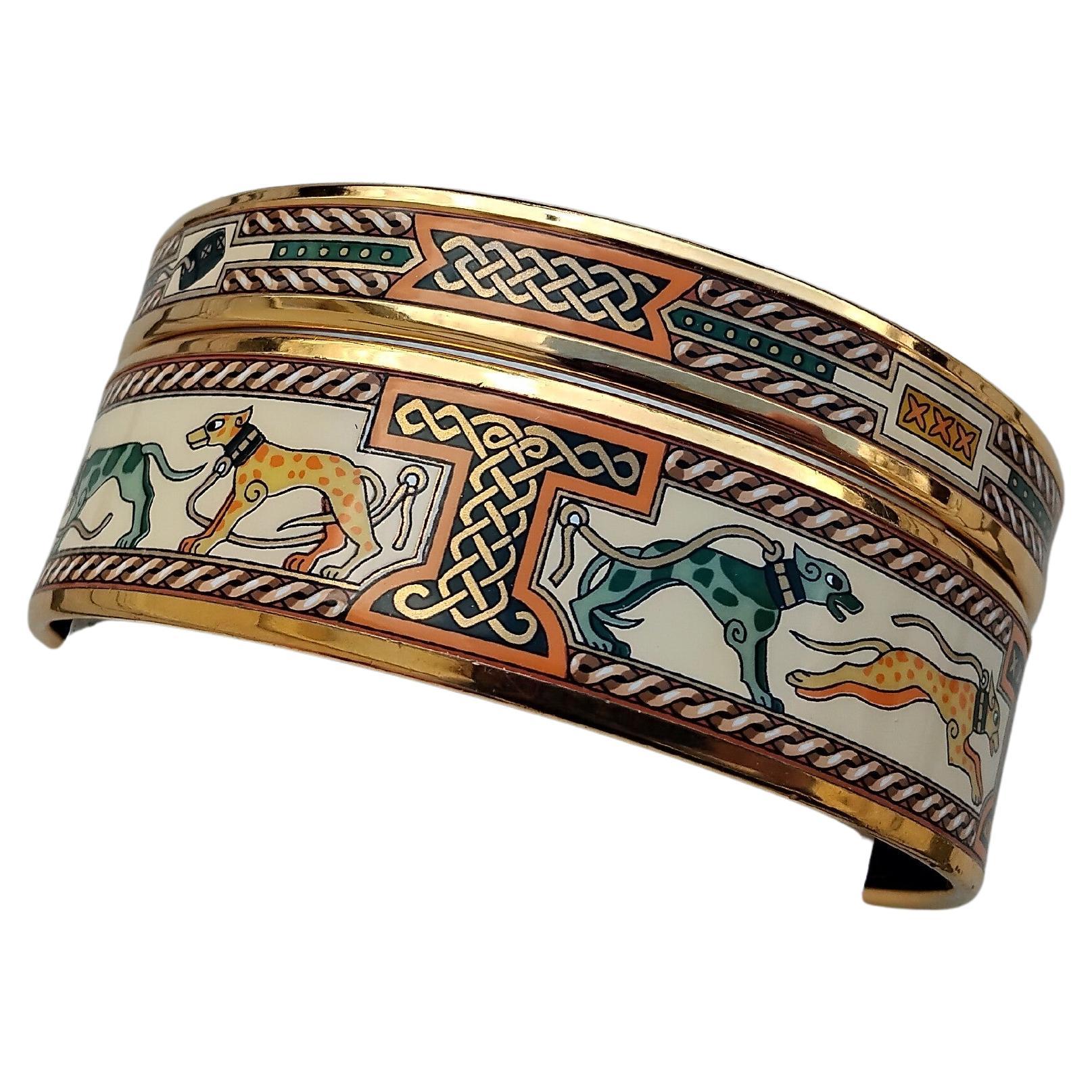 Hermès Perros Galgos Levriers Juego de 2 Pulsera esmaltada a juego Talla 65 en venta 7