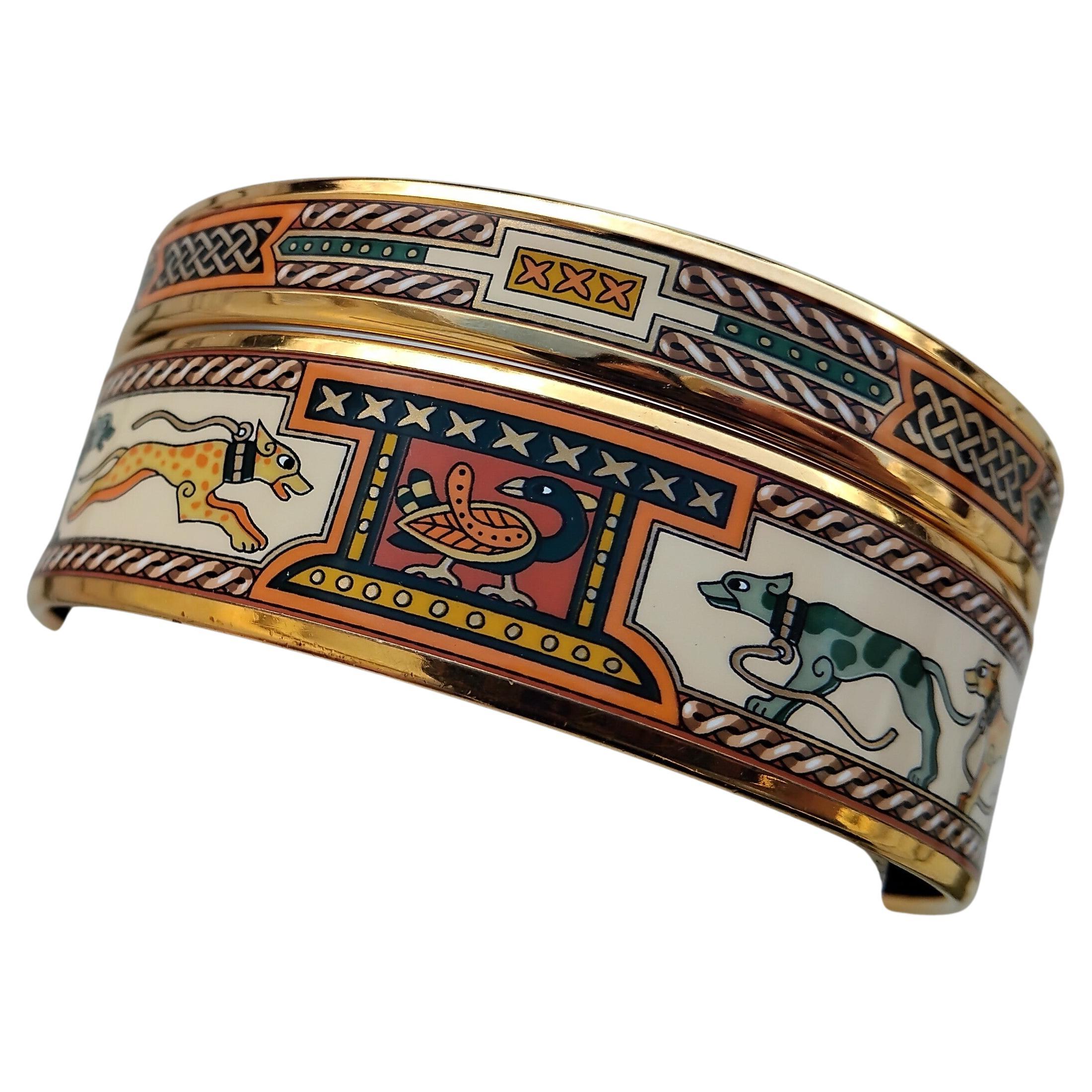 Hermès Perros Galgos Levriers Juego de 2 Pulsera esmaltada a juego Talla 65 en venta 17
