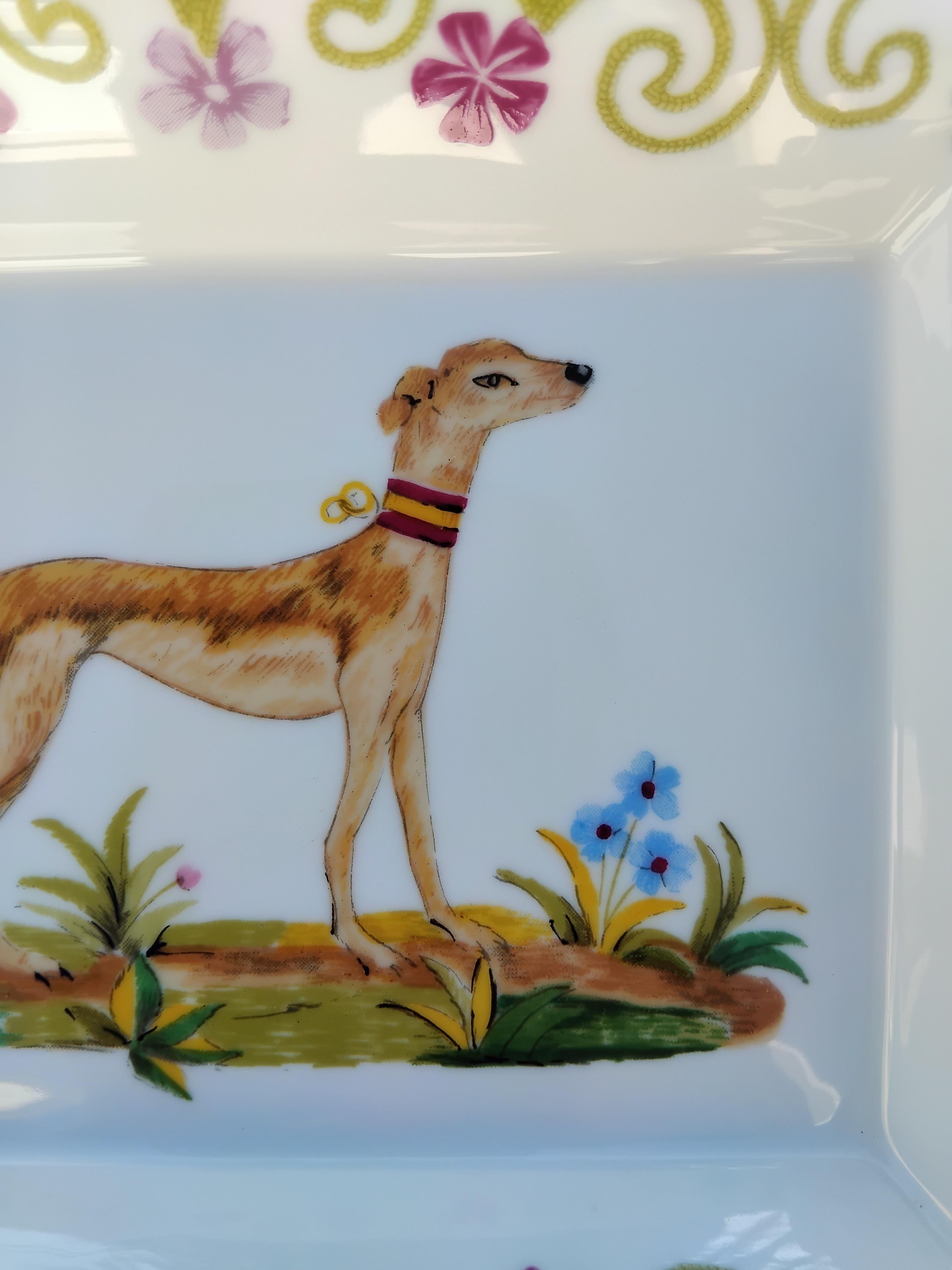 Grigio Hermès Greyhound Whippet Portacenere Porcellana Oro in vendita