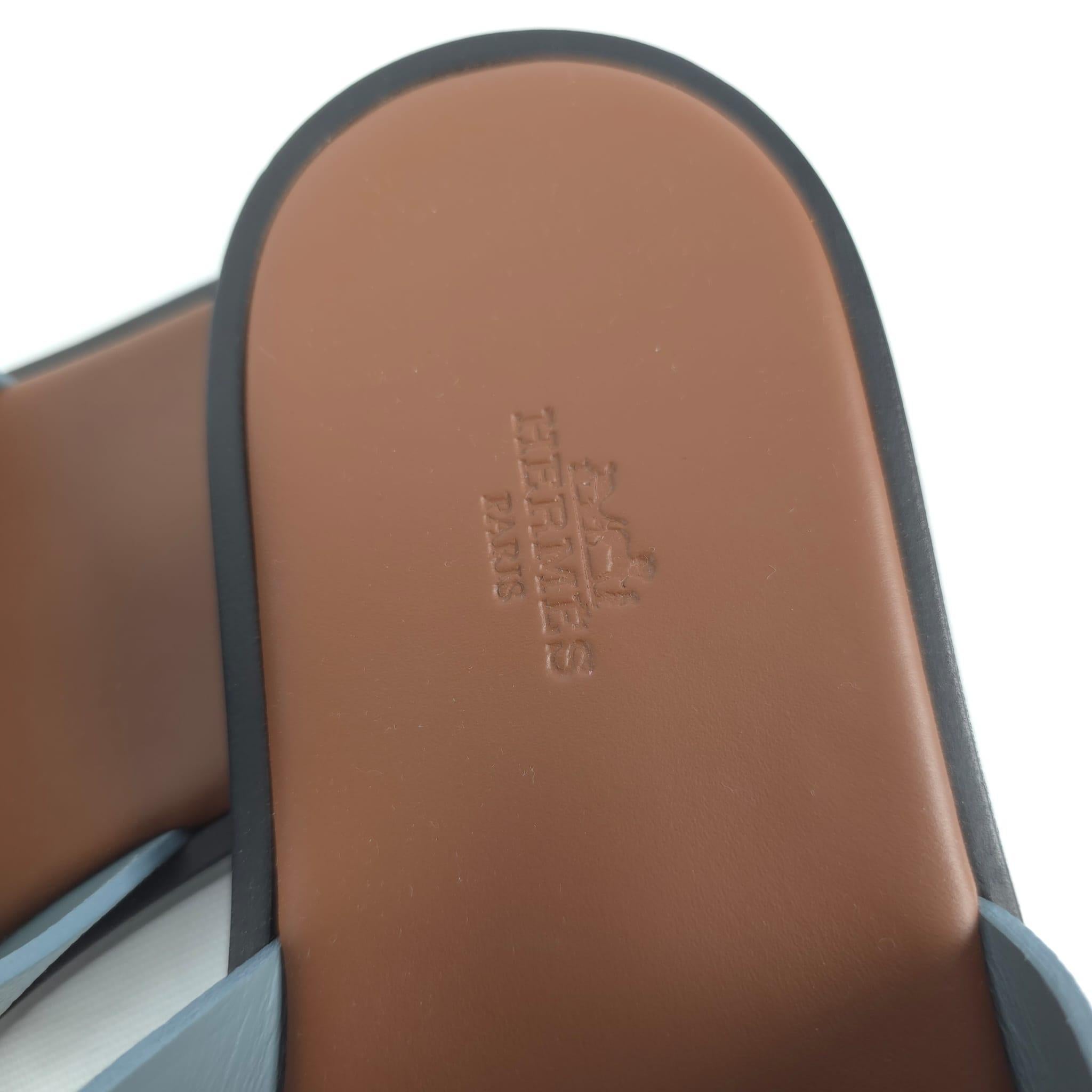 Hermès Gris Antarctique & Amourette Epsom calfskin Size 41 Izmir sandal In New Condition In Nicosia, CY