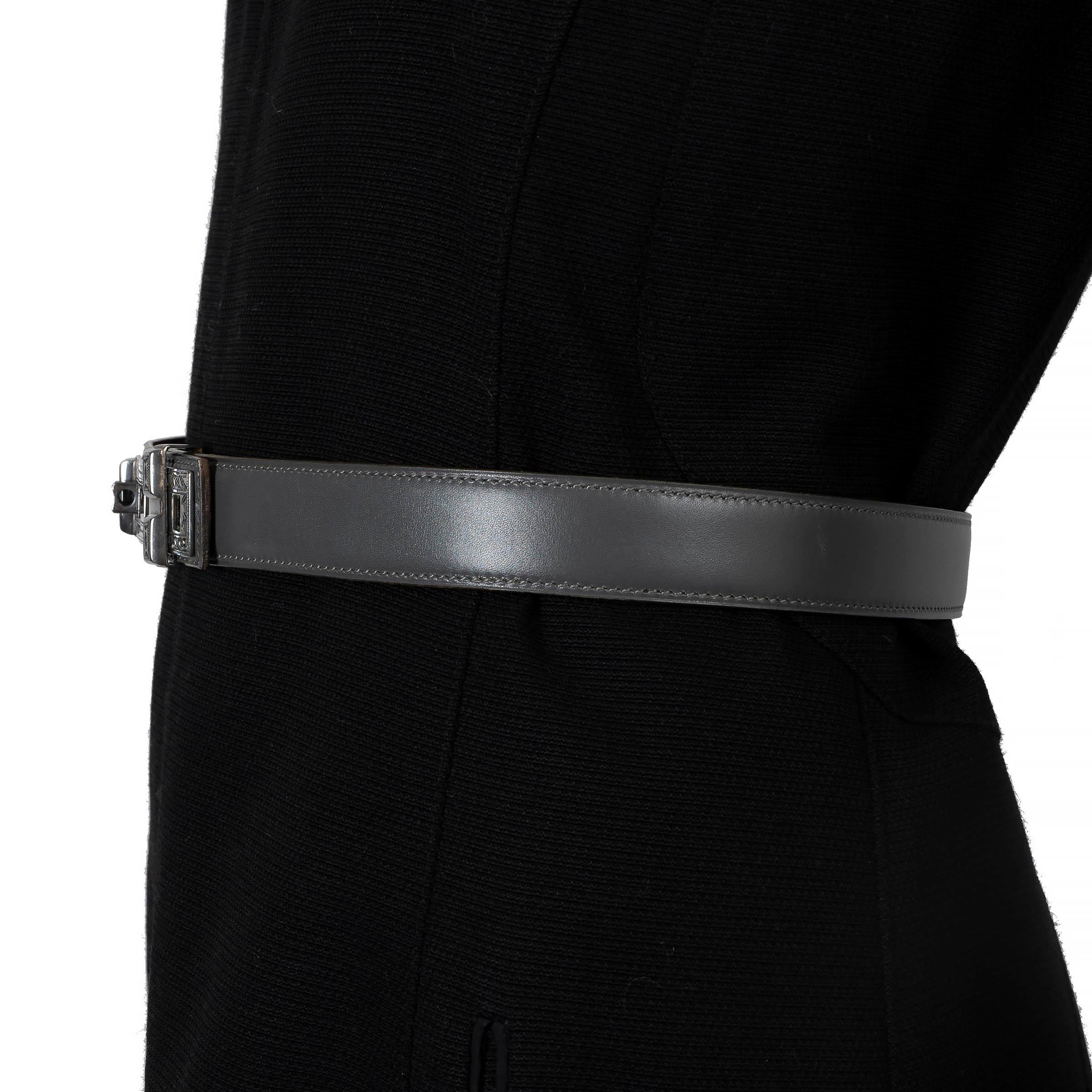 Black HERMES Gris Fonce grey Box leather TOUAREG COLLIER DE CHIEN 24mm Belt 75 For Sale