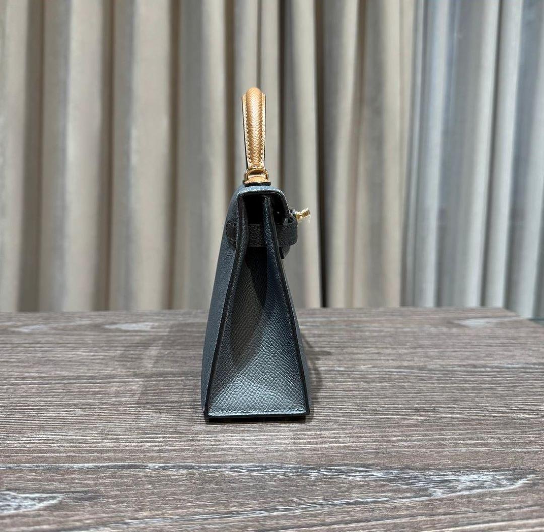 Hermès Gris Misty Noir Alezan Mini Kelly 20 Tricolore Epsom Permabrass Hardware in vendita 1