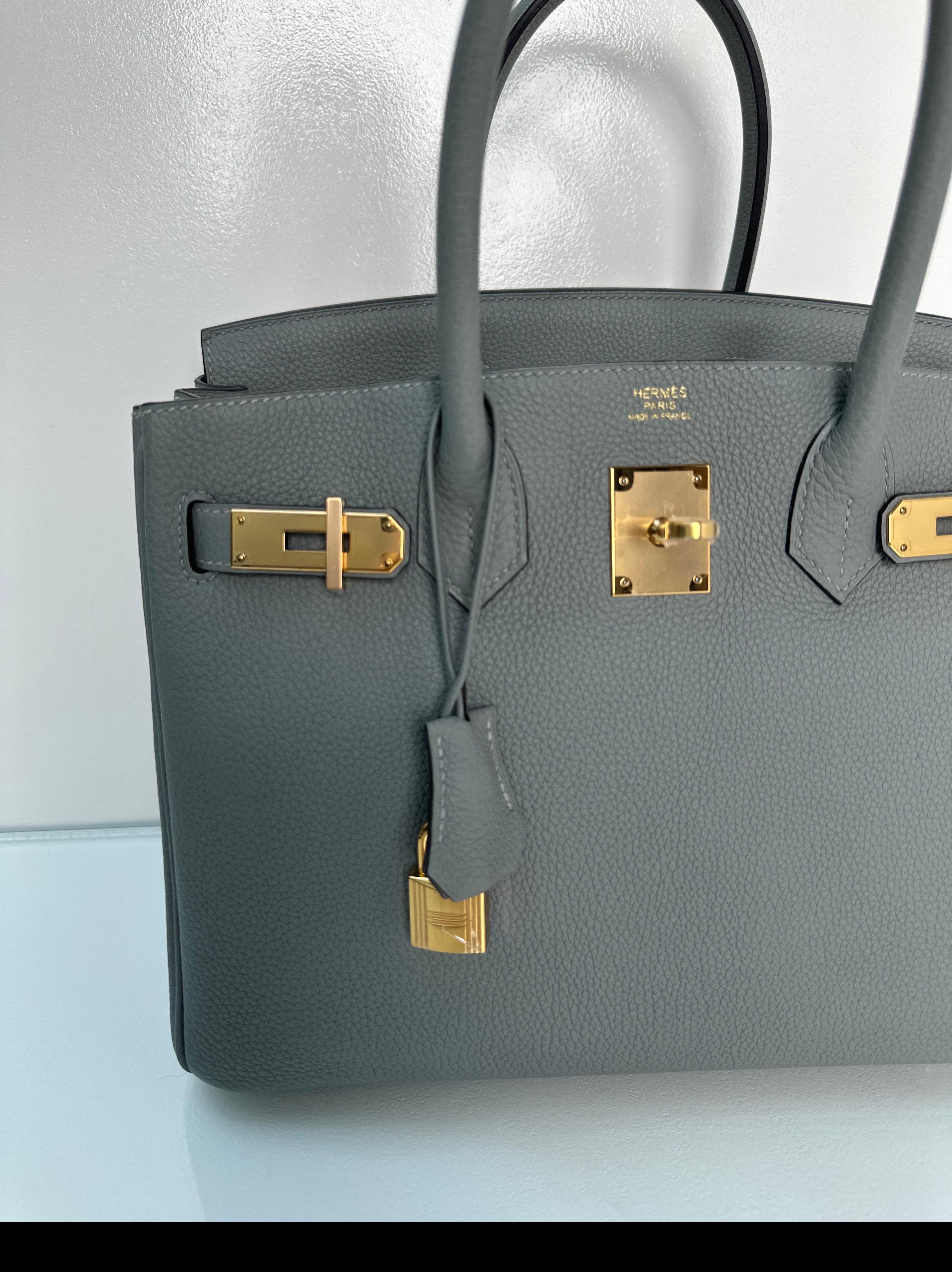 Hermes Gris Mouette Birkin 30 Bag In Excellent Condition In Athens, GA