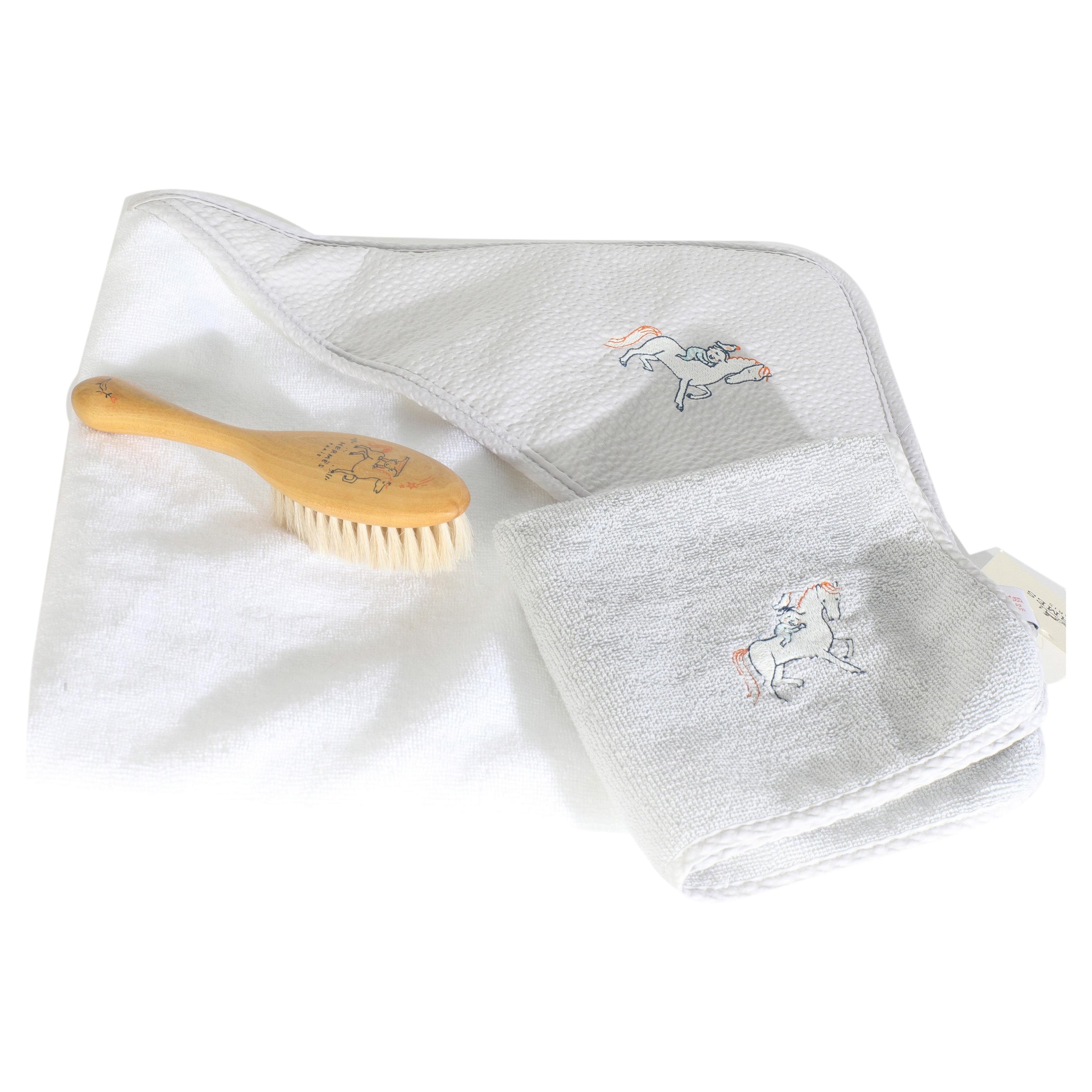 Hermès Gris Perle Cabriole Badeset im Angebot