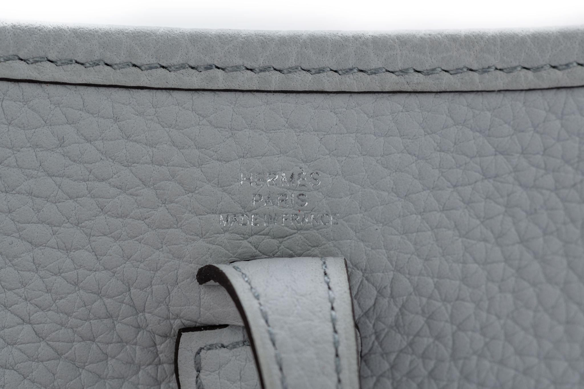 Gray Hermès Gris Perle Clemence Evelyne TPM For Sale