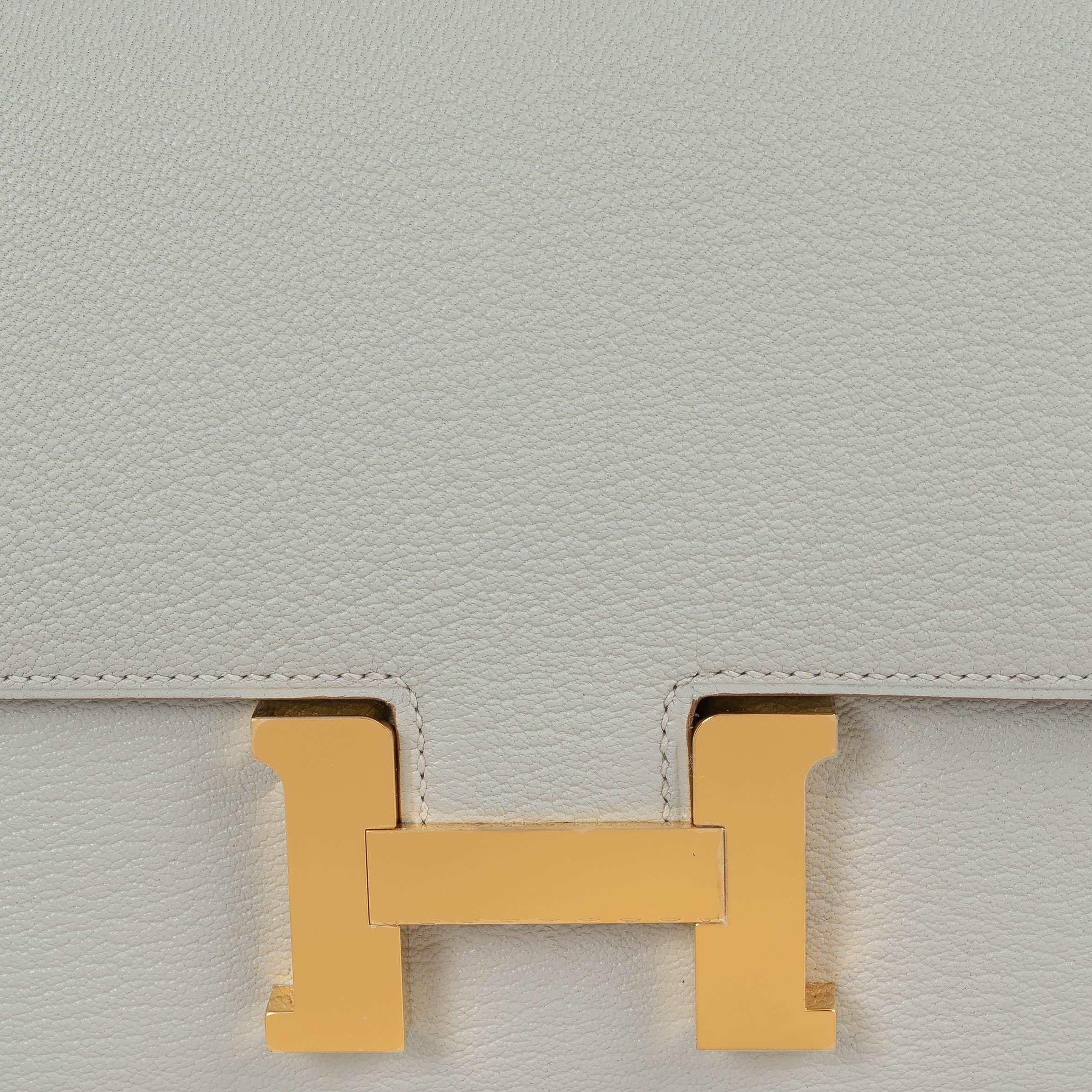 HERMES Gris Perle grey Mysore leather CONSTANCE 18 MIROIR Bag Ghw im Angebot 1