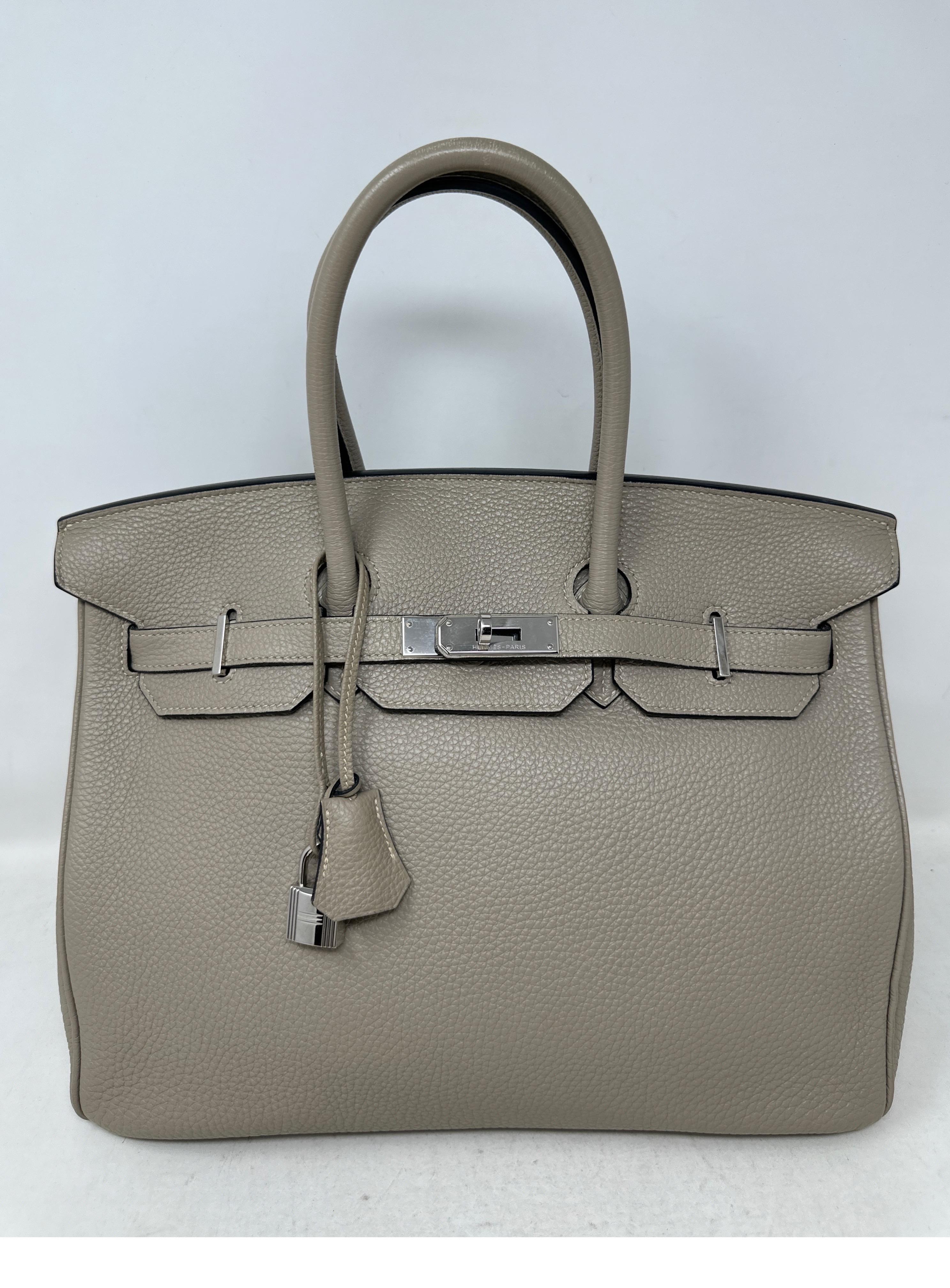 Hermes Gris Tourterelle Birkin 35 Bag  For Sale 11