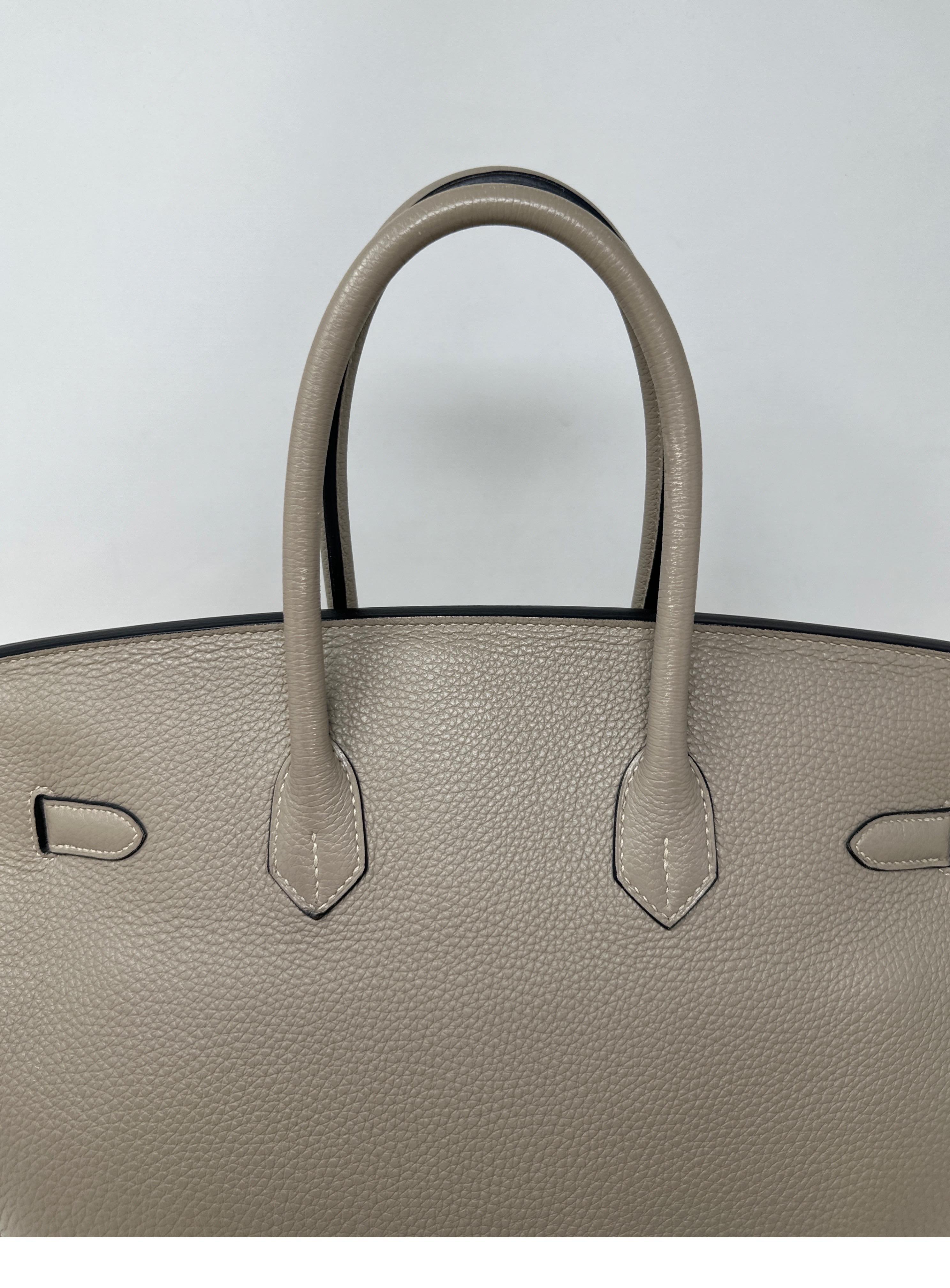 Hermes Gris Tourterelle Birkin 35 Bag  For Sale 16