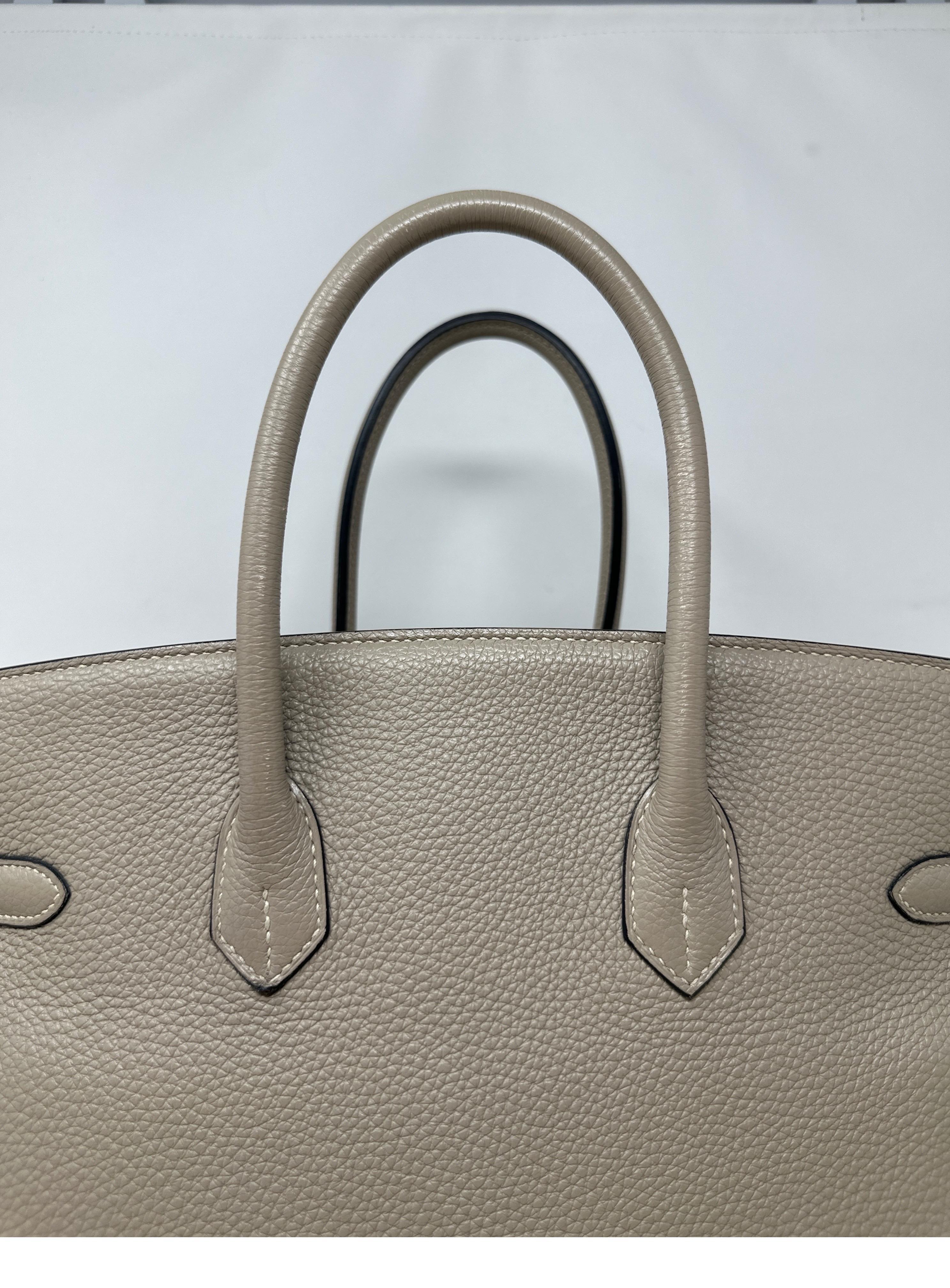 Hermes Gris Tourterelle Birkin 35 Bag  For Sale 3