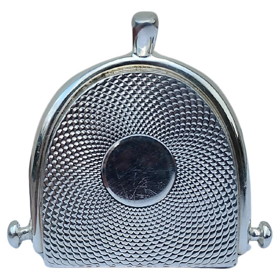 Hermès Guilloche Pill Box Ravinet d'Enfert Spur Shaped en vente 4