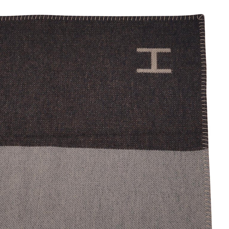 Hermes H Casaque Blanket Carbone / Ecru Limited Edition For Sale 