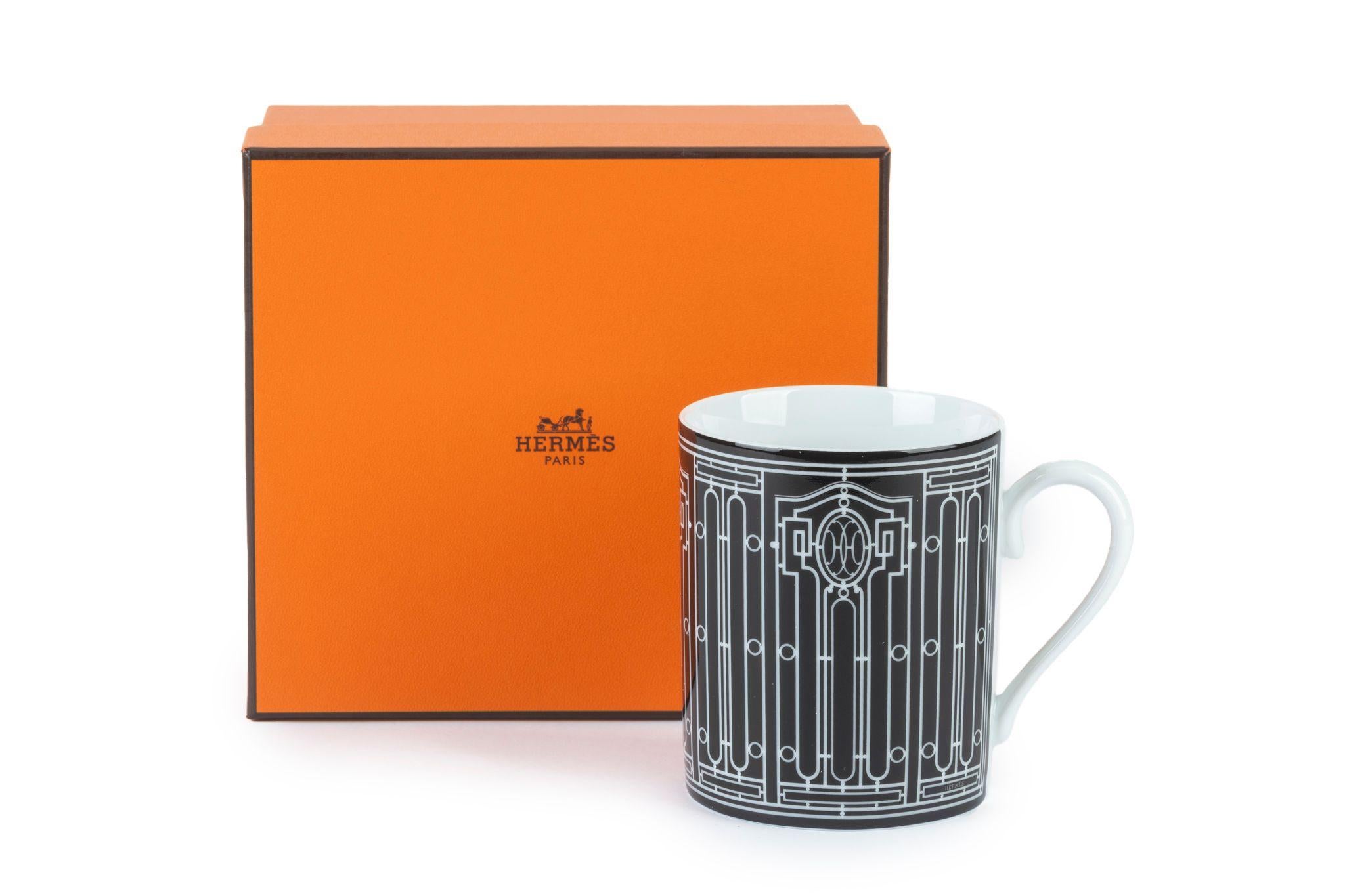 Hermès H Deco Becher Neu In Box im Zustand „Neu“ im Angebot in West Hollywood, CA