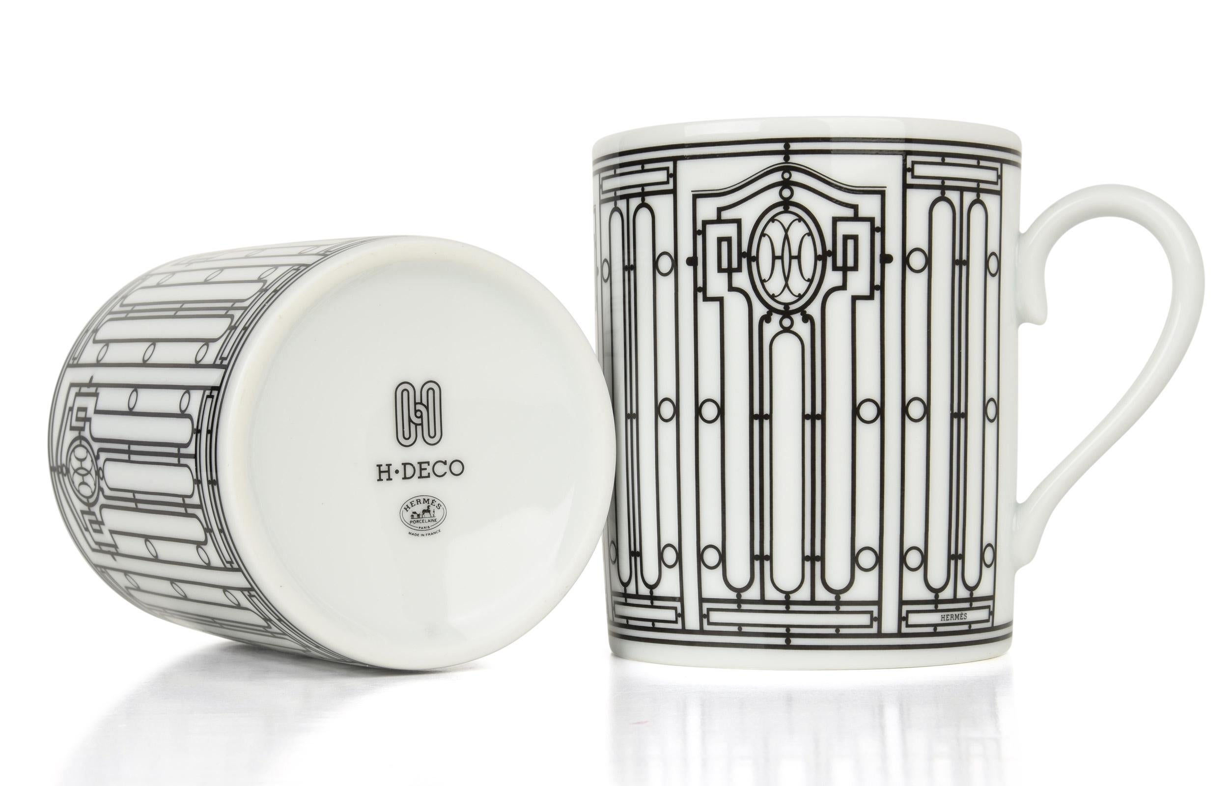 Gray Hermes H Deco Mugs White and Black Set of Four new
