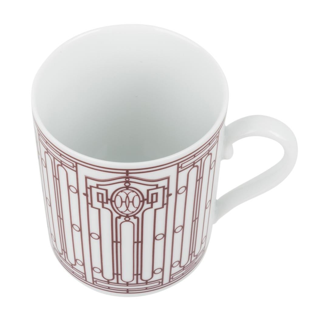 Hermes H Deco Mugs White with Rouge Set of Two For Sale 6