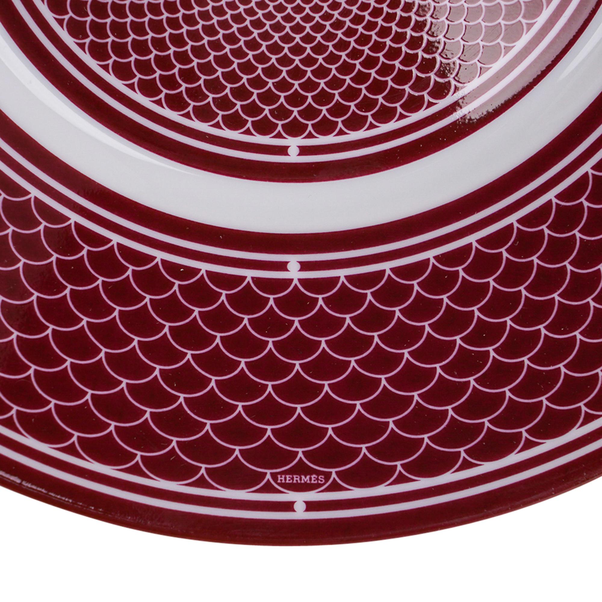H. H. Deco Rouge Tazza da tè e piattino in porcellana Set di 2 nuovi con scatola in vendita 3