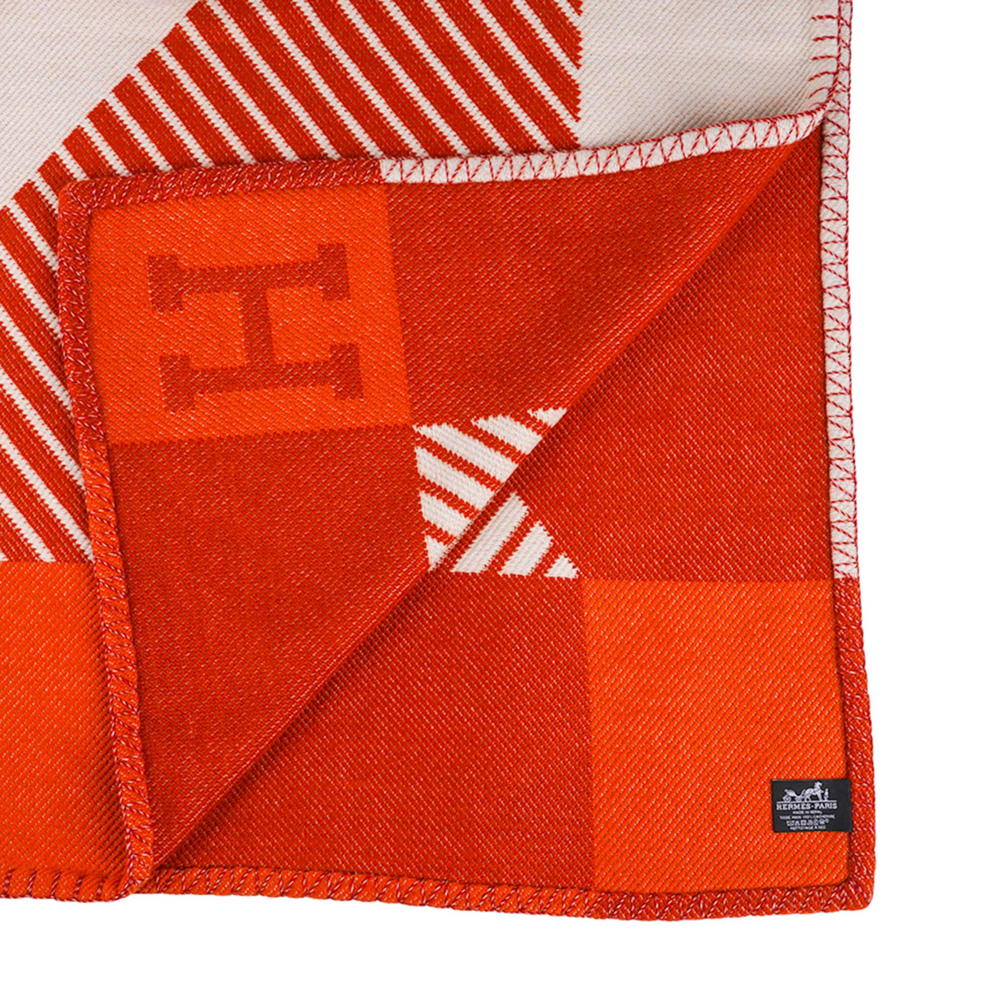 Hermes H Diagonale Cashmere Blanket Petunia and Mandarine For Sale 8