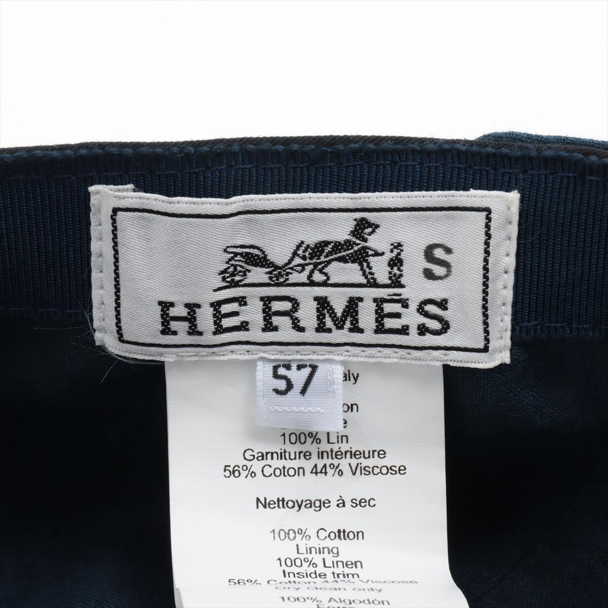 Hermès H Embroidered Cap Black For Sale 2