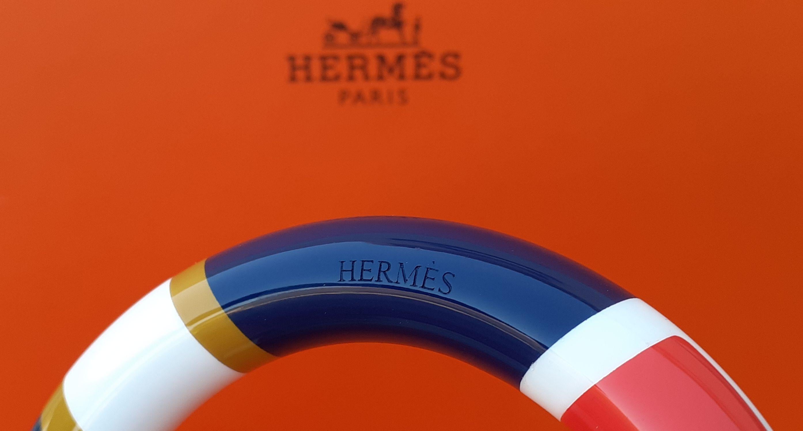 Women's Hermès H Equipe Bracelet Horn and Wood in US Flag colors GM Size 