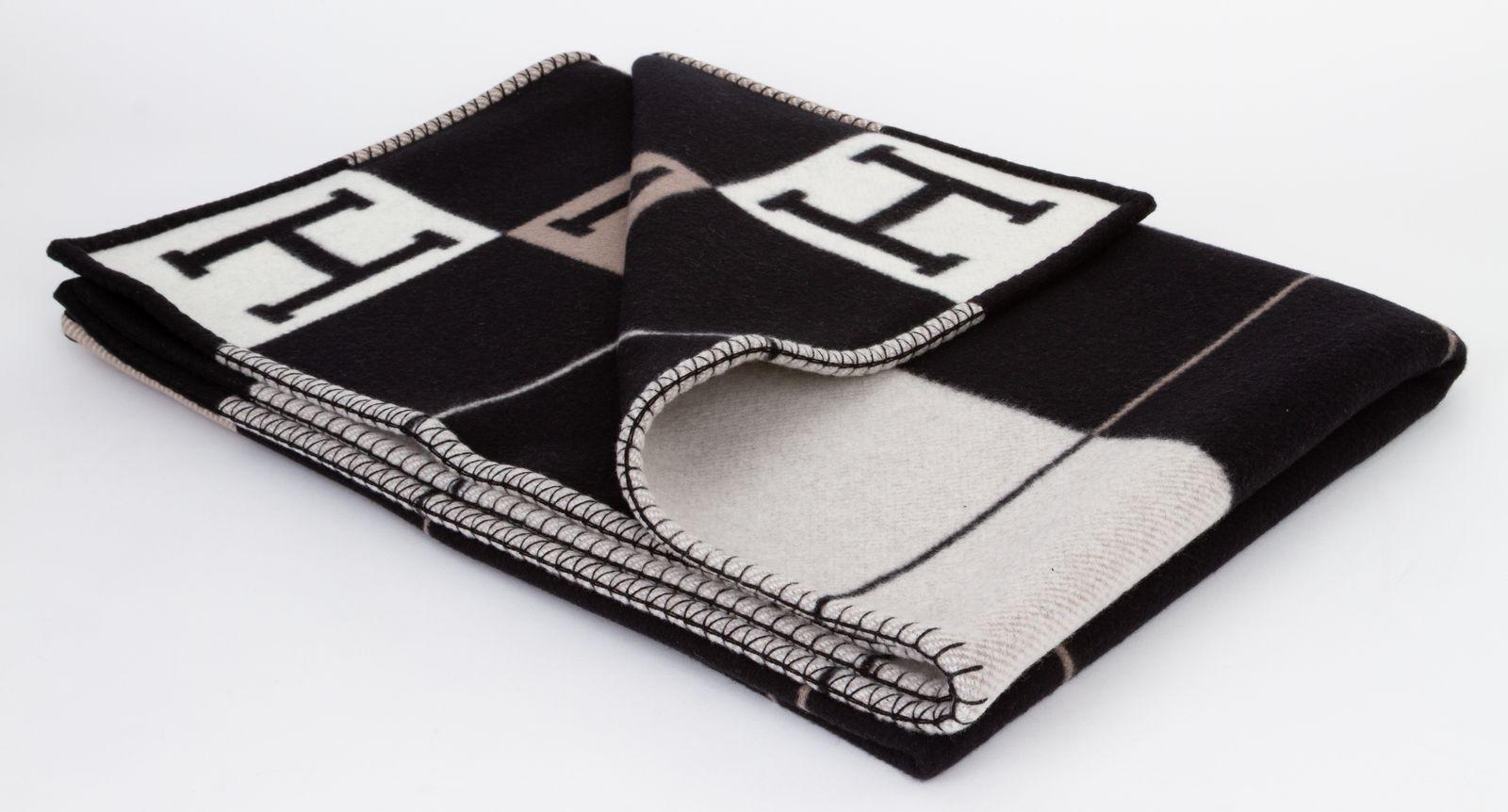 Hermès H Throw Blanket Wool and Cashmere NEW (Grau) im Angebot