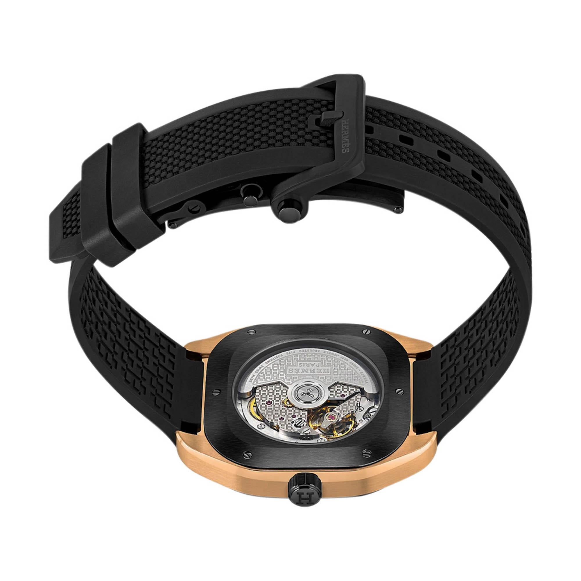 Hermes H08 La Matiere du Temps Rose Gold Watch Black Rubber Strap 42 mm For Sale 1