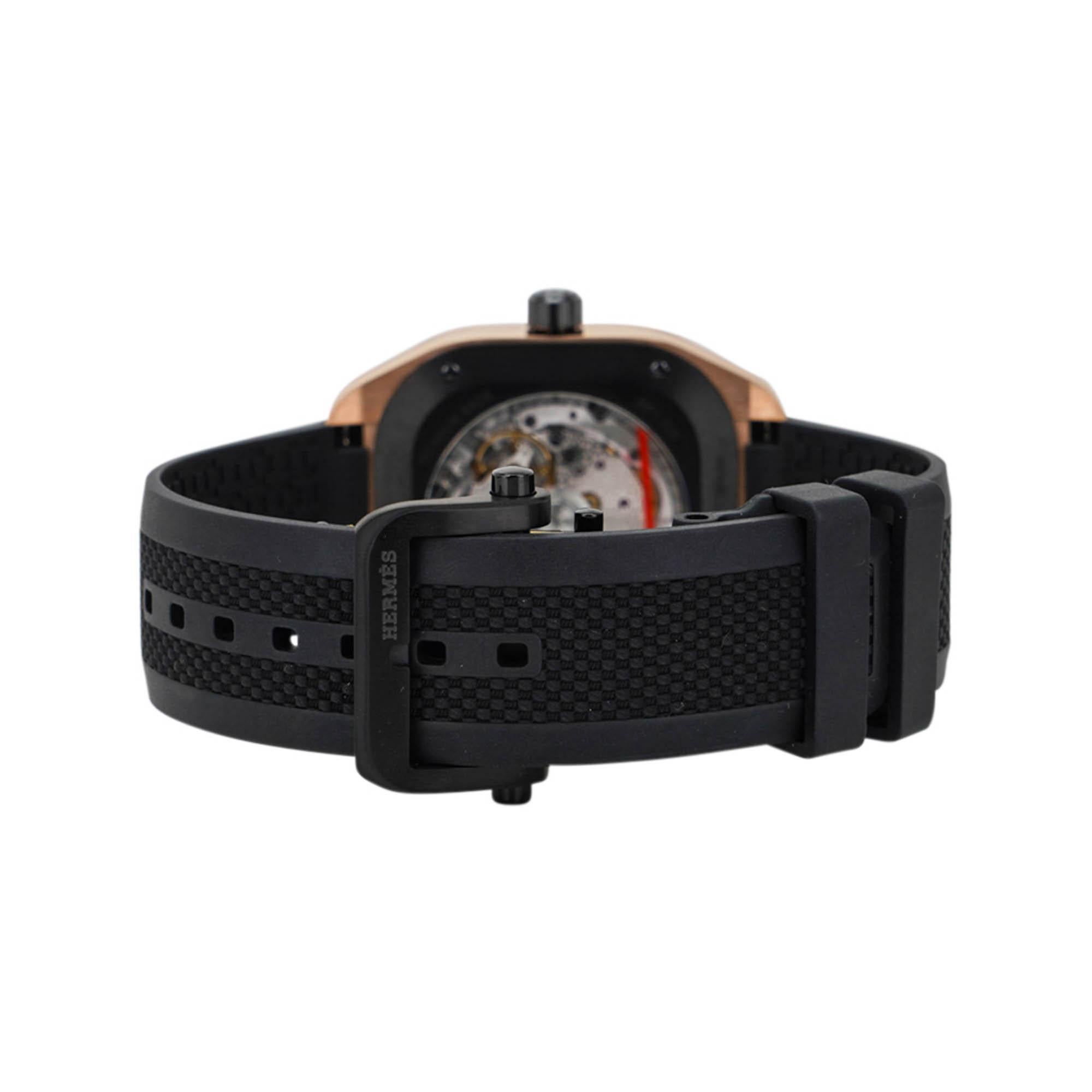 Hermes H08 La Matiere du Temps Rose Gold Watch Black Rubber Strap 42 mm For Sale 2