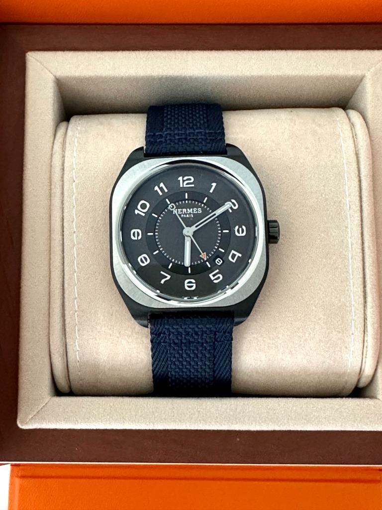 Hermès H08 Watch Titanium 42 mm Black Blue Version New  In New Condition For Sale In West Chester, PA
