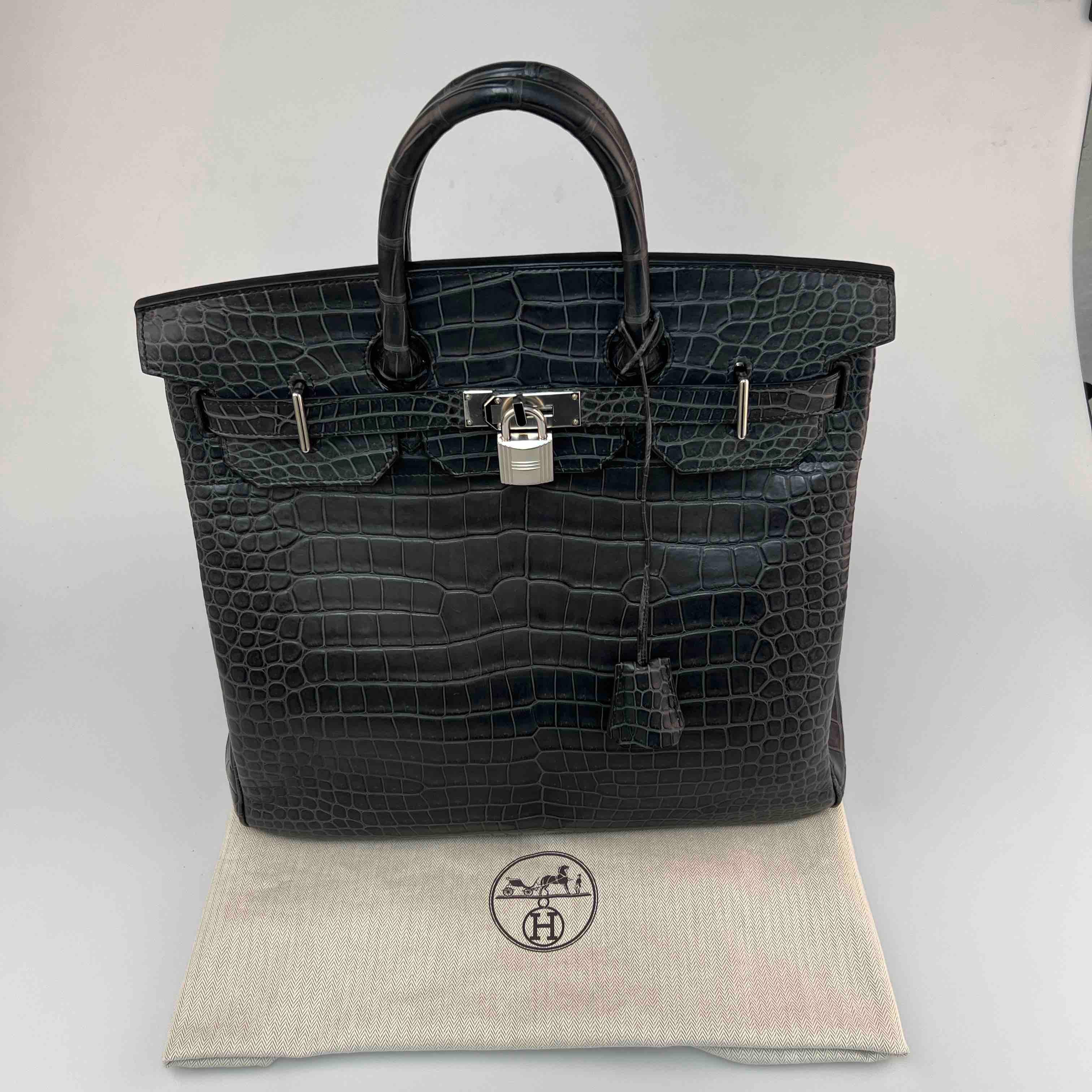 Hermes Hac 40 crocodile graphite en vente 3